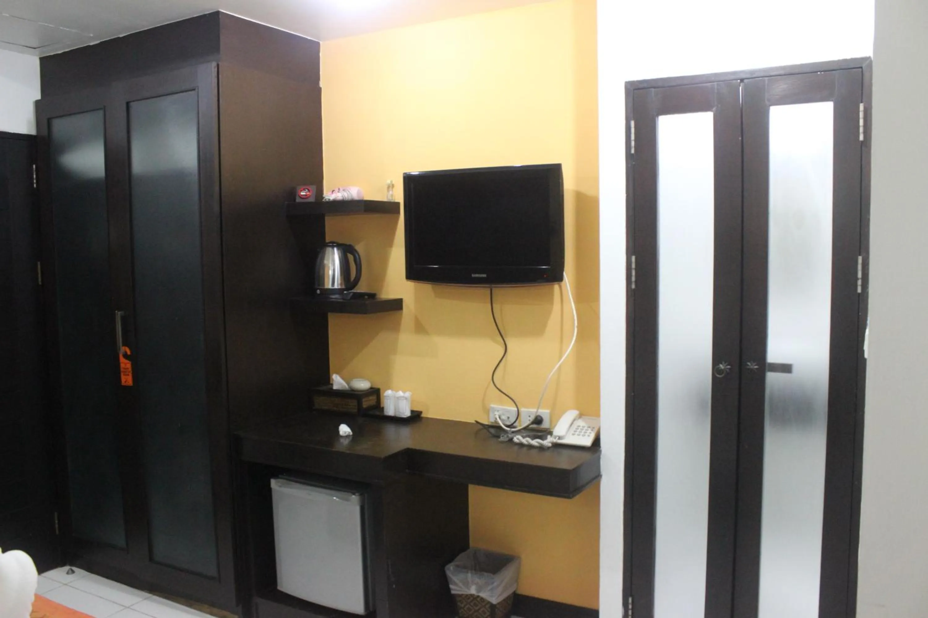 TV/Entertainment Center in Amber Residence - SHA Plus