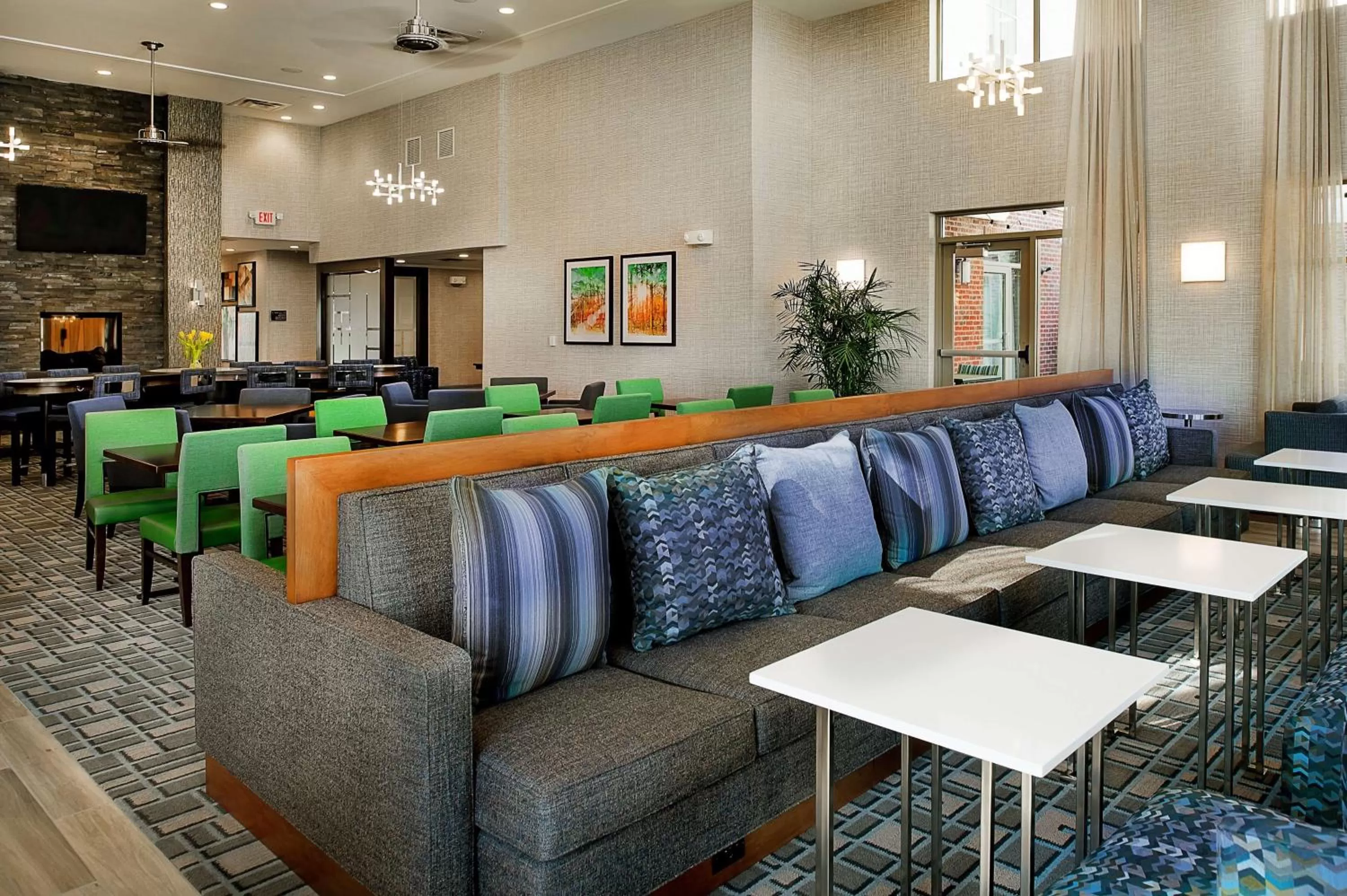 Lobby or reception in Homewood Suites by Hilton St. Louis Westport
