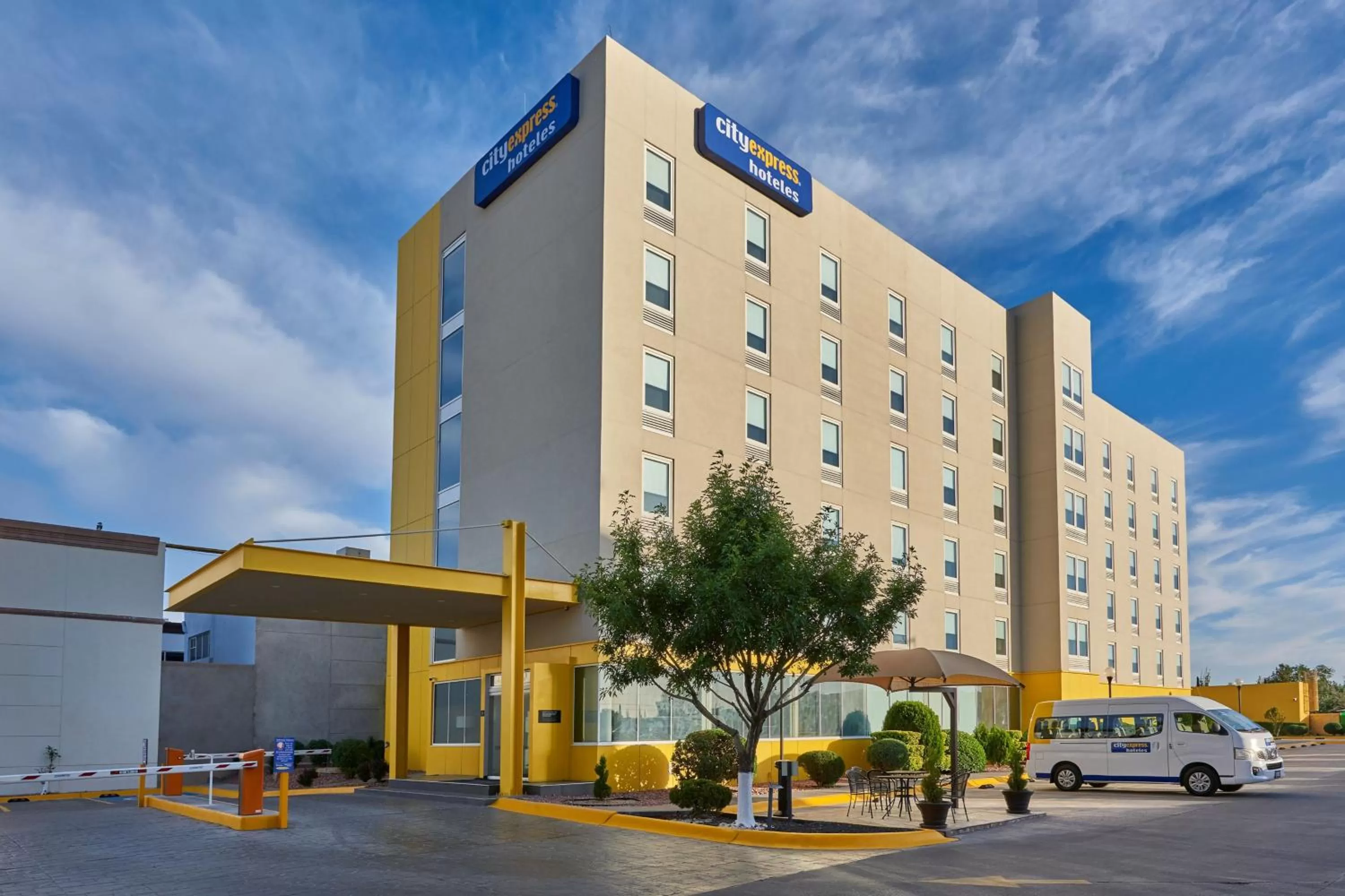Property building in City Express by Marriott Ciudad Juárez