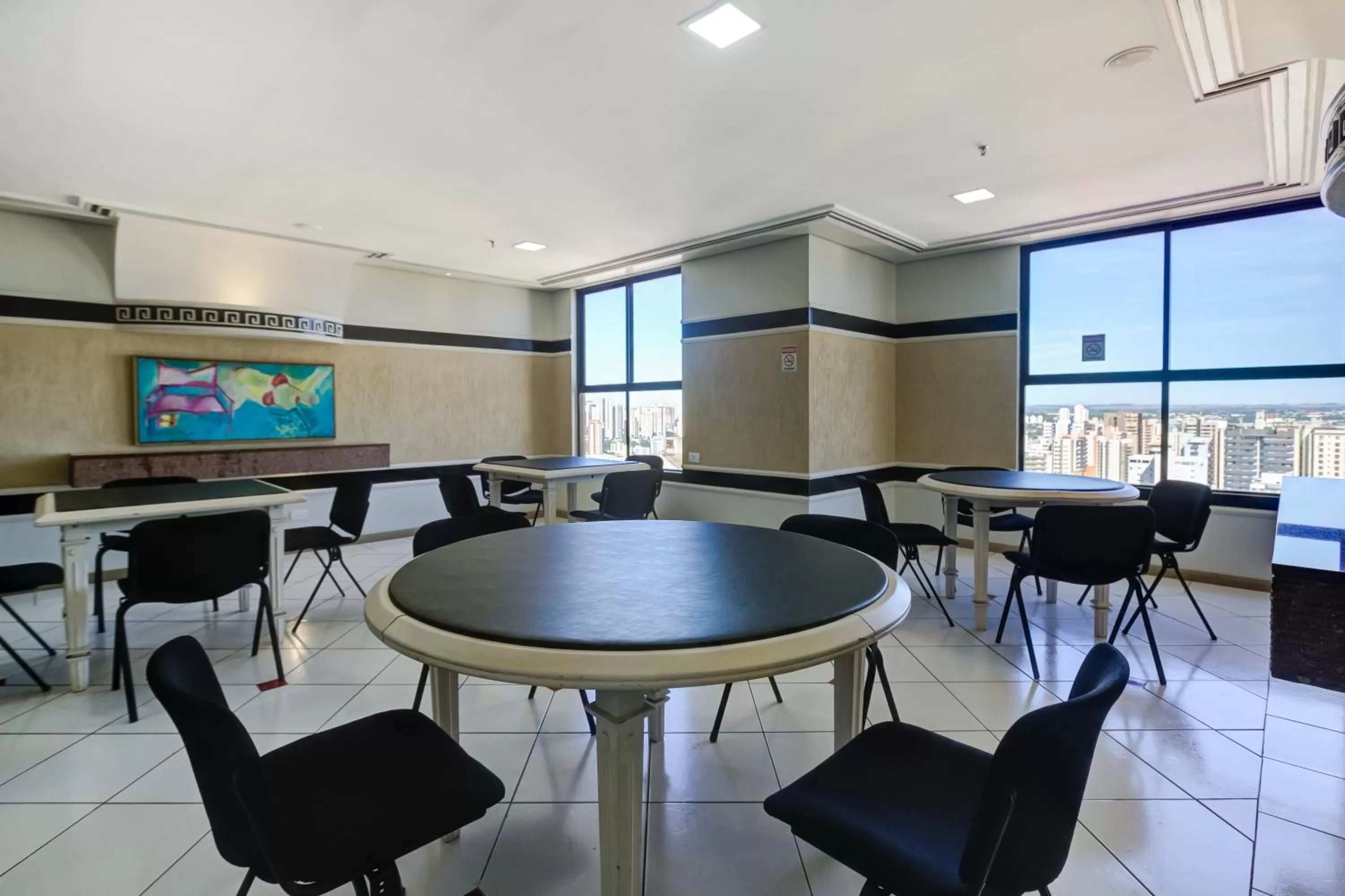 Game Room in Slaviero Londrina Flat