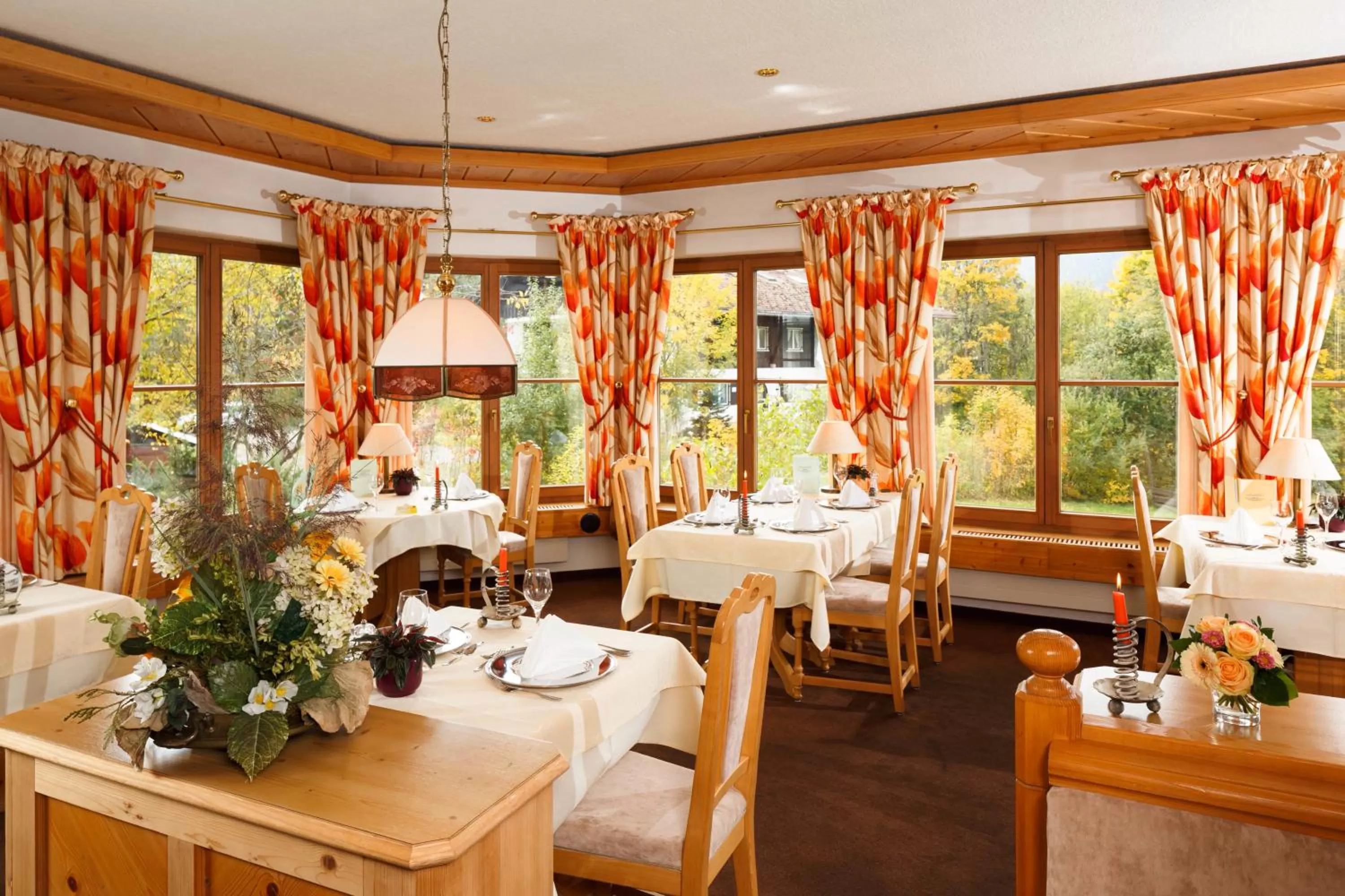 Restaurant/places to eat in Ringhotel Nebelhornblick