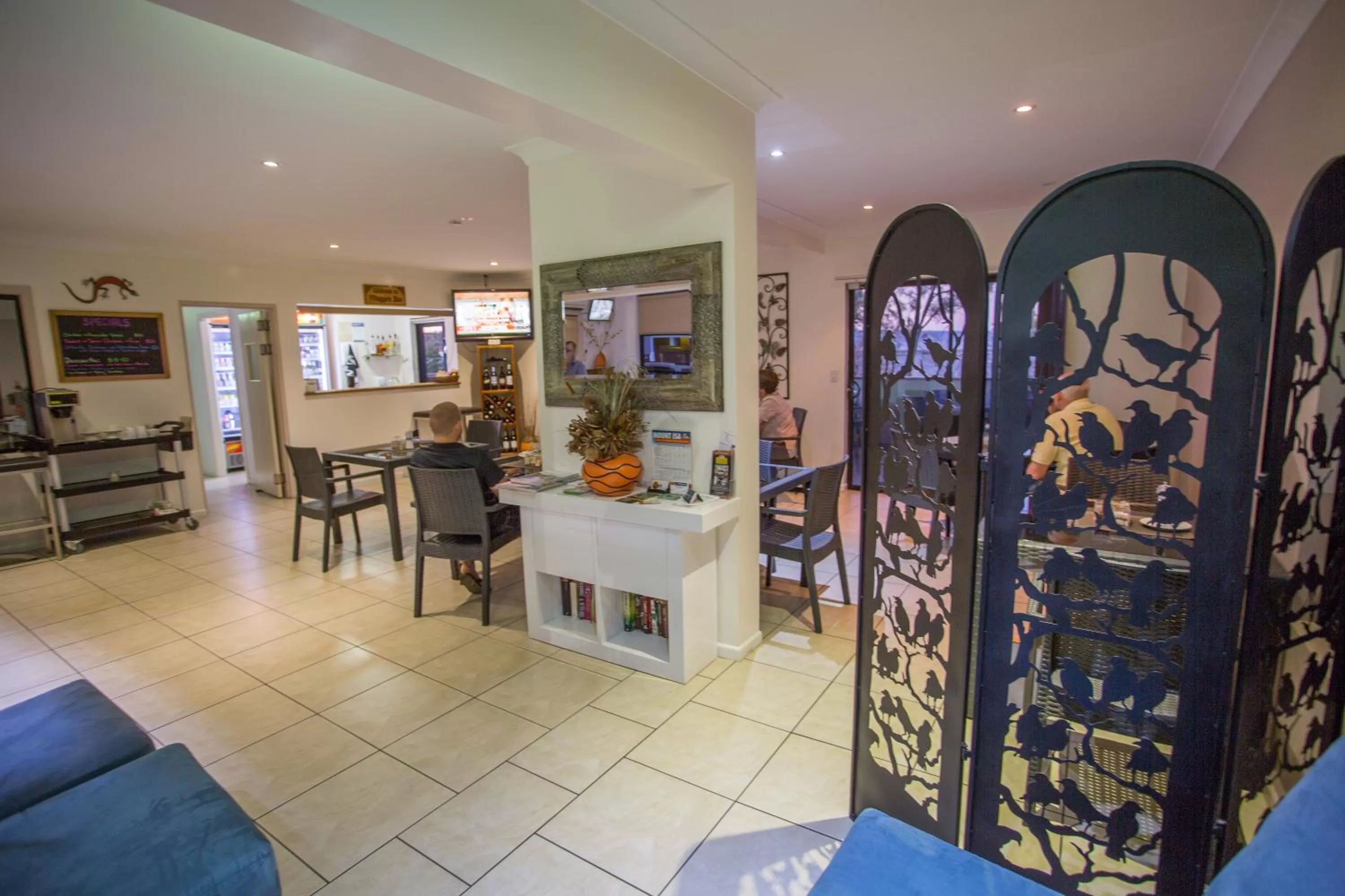 Restaurant/places to eat in Spinifex Motel and Serviced Apartments