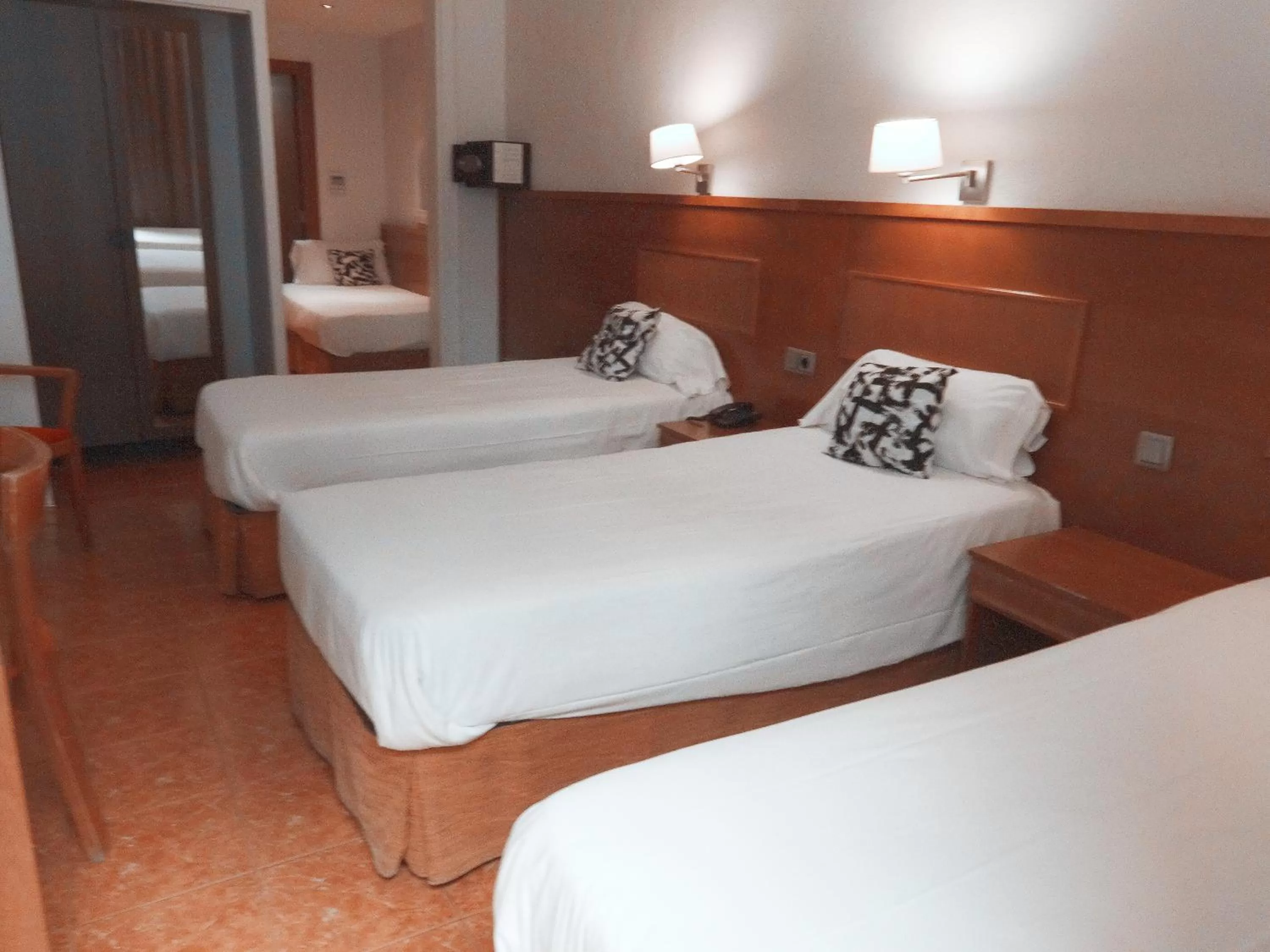 Bed in Hotel Lloret Ramblas