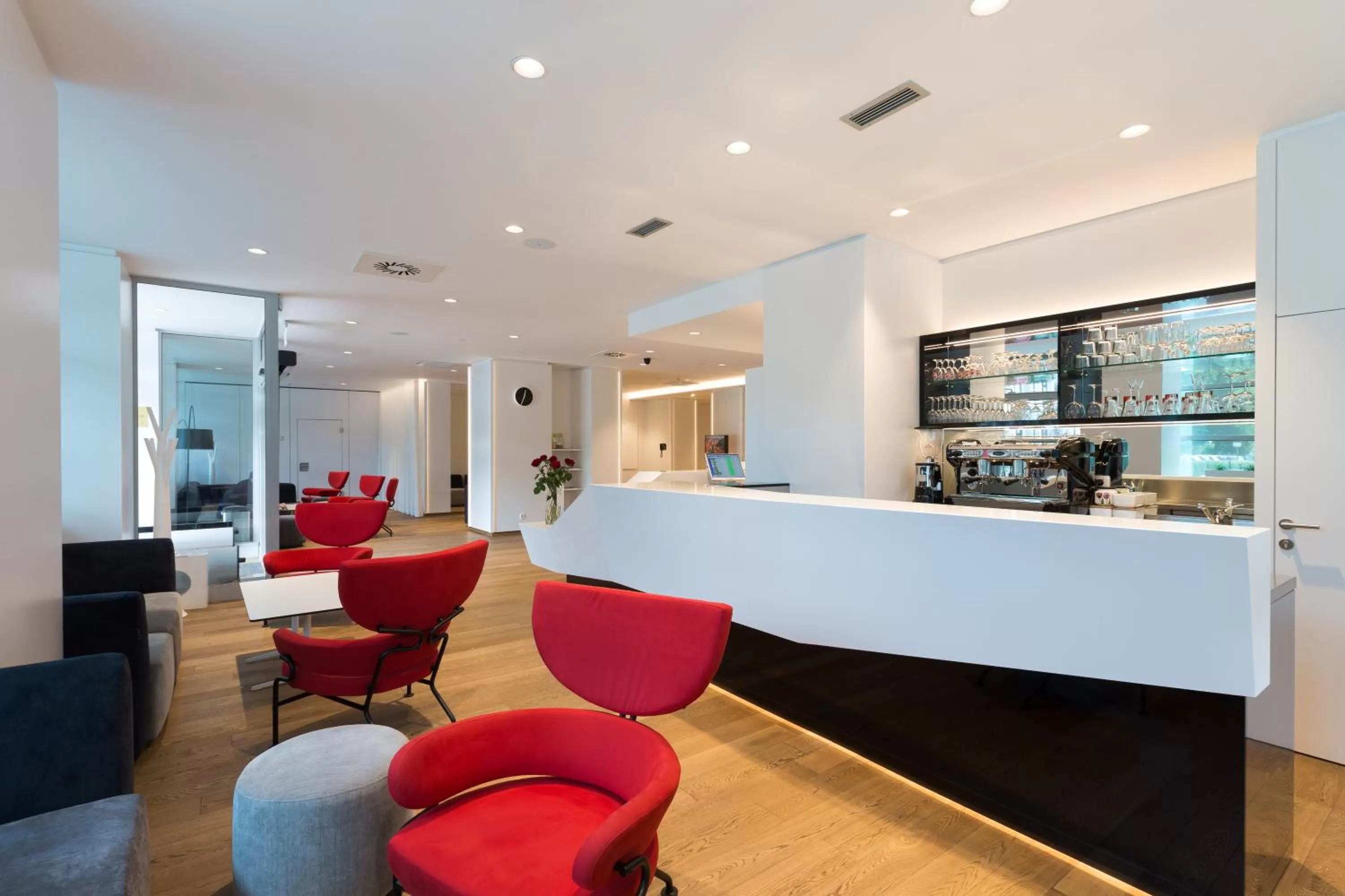 Lounge or bar in M Hotel