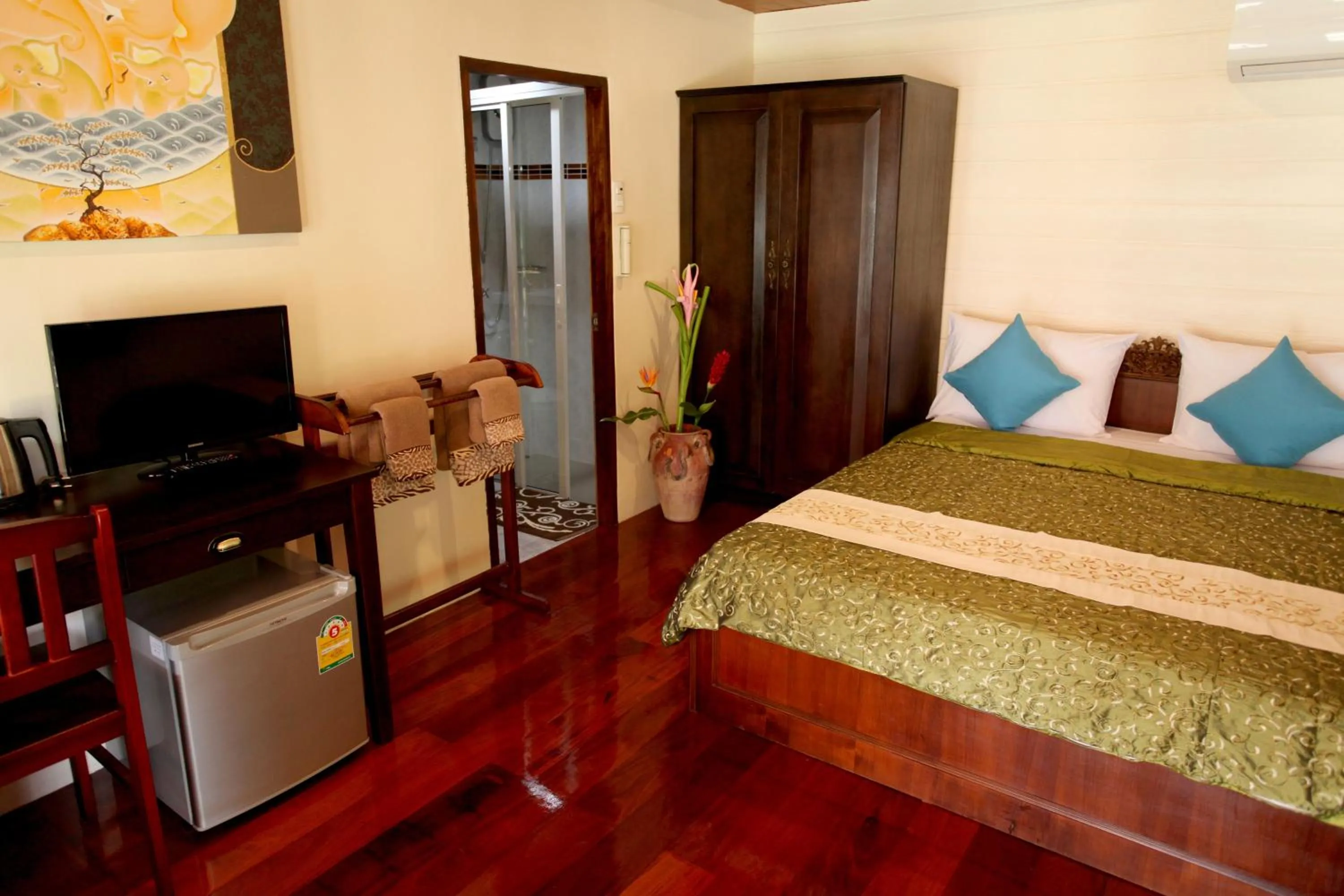 Photo of the whole room, Bed in Ao Nang Home Stay - Adults Only
