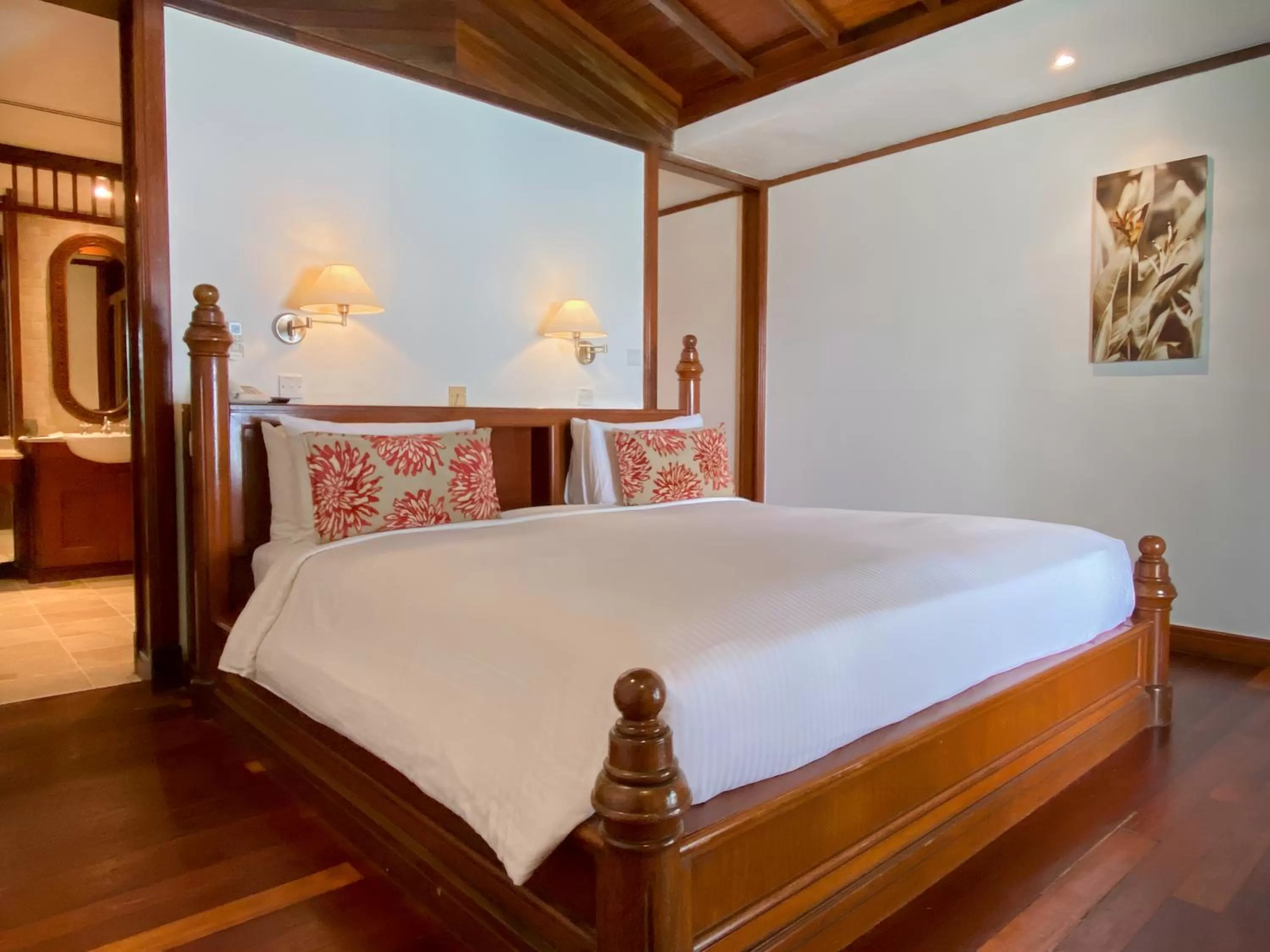 Bed in Rebak Island Resort & Marina, Langkawi 大自然 野生动物与美食爱好者的天堂
