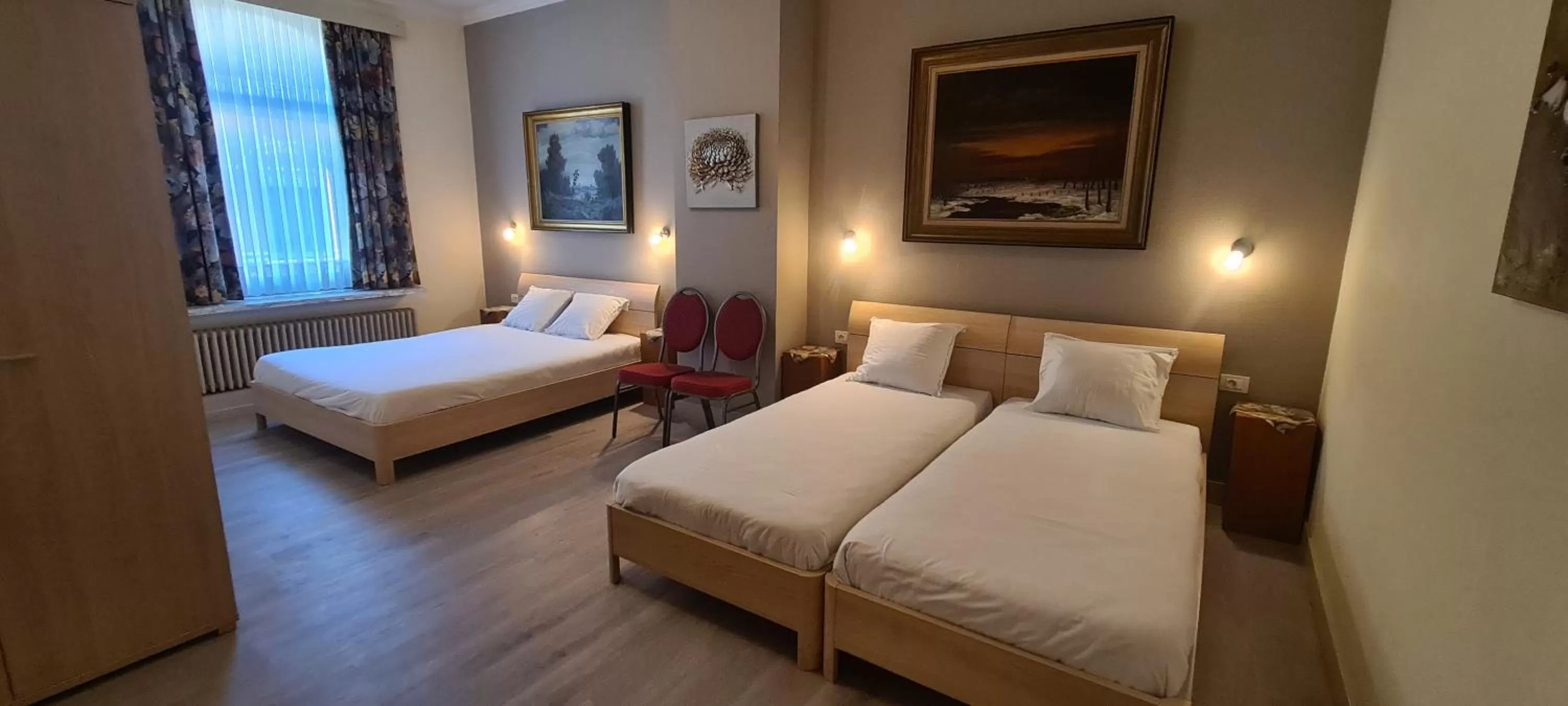 Bedroom, Bed in Alliance Hotel Ieper Centrum