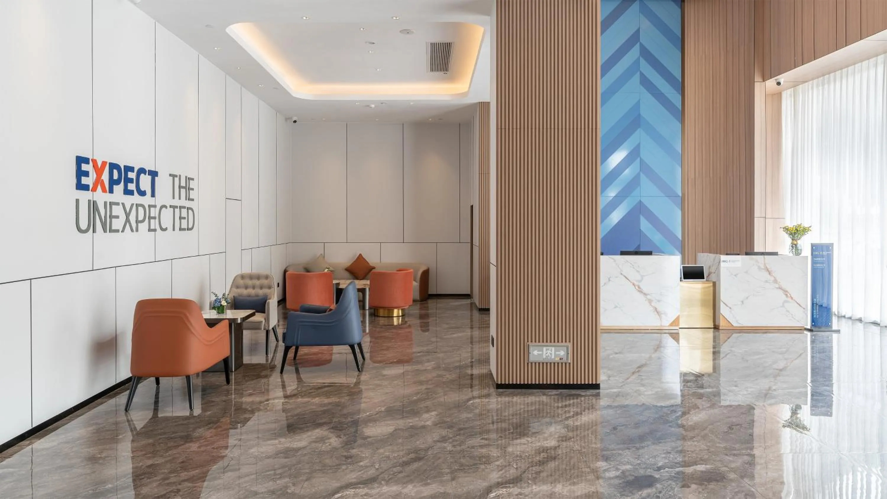 Property building in Holiday Inn Express Nanning Convention&Exhibition