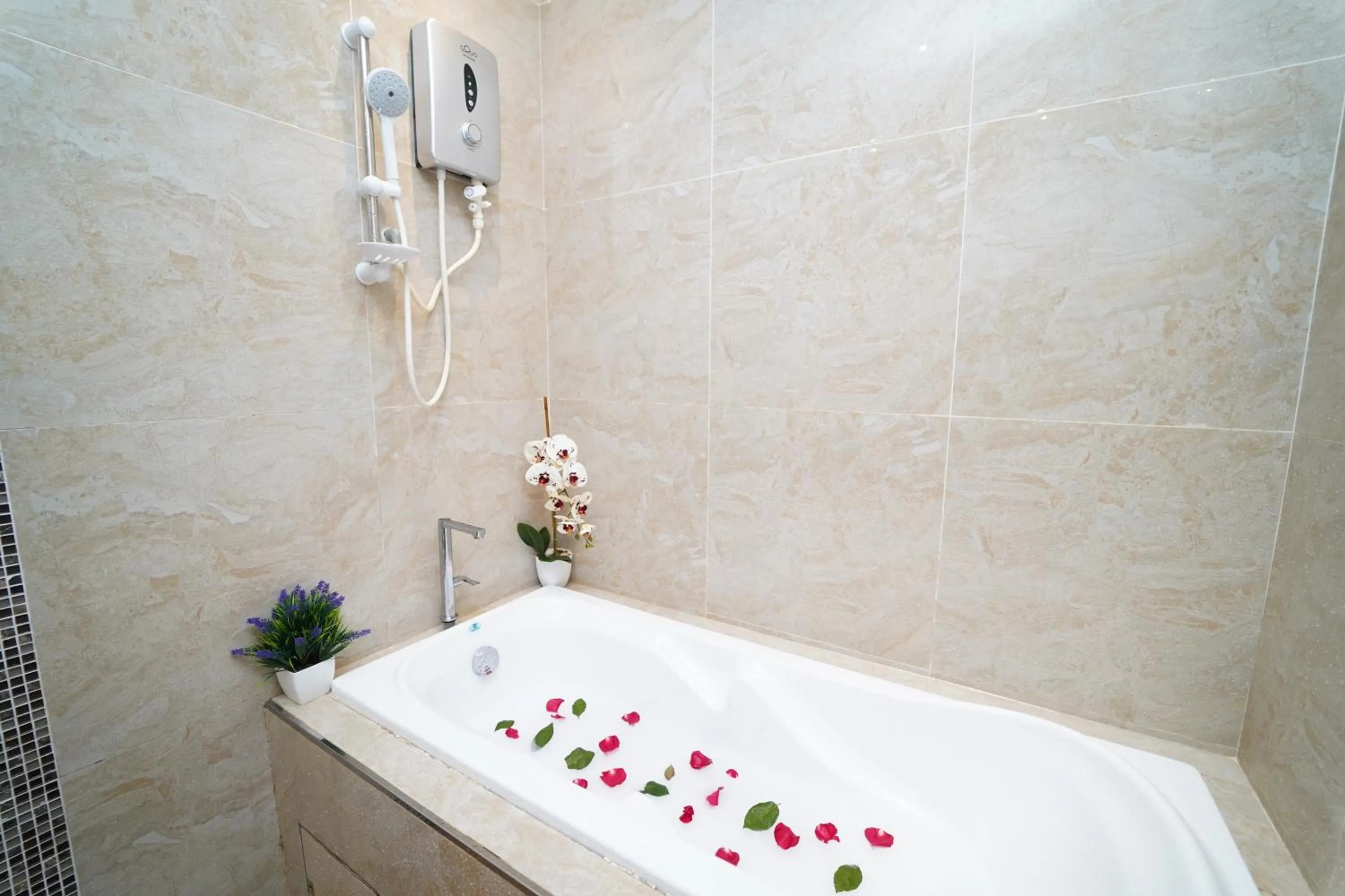 Ghazrin's Classic Hotel JB