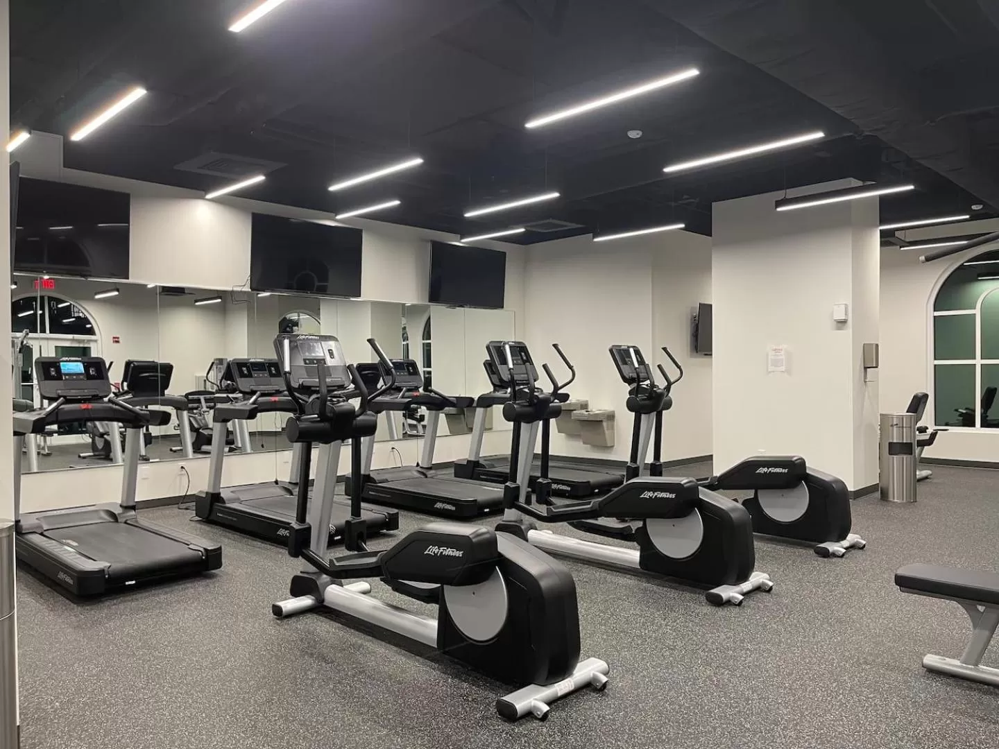 Calypso 3-2303 Penthouse Level w/ Incredible View!