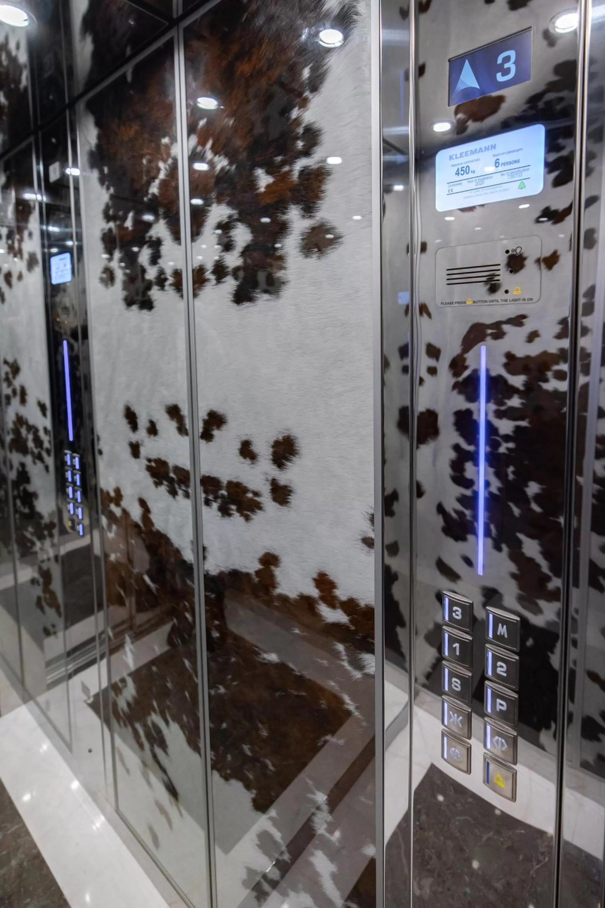 Property building in Hotel Belmont