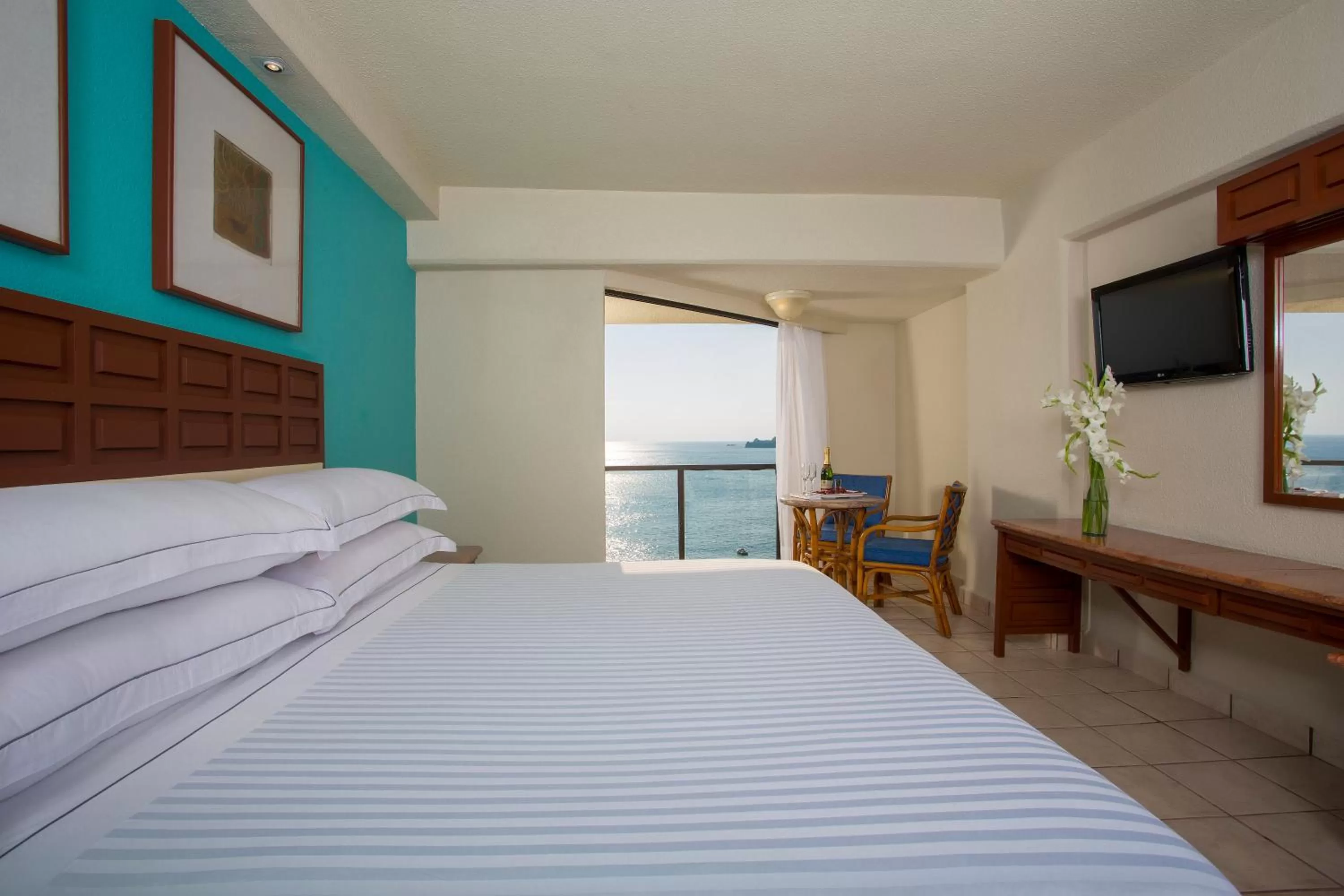 Photo of the whole room, Bed in Barceló Ixtapa - All Inclusive