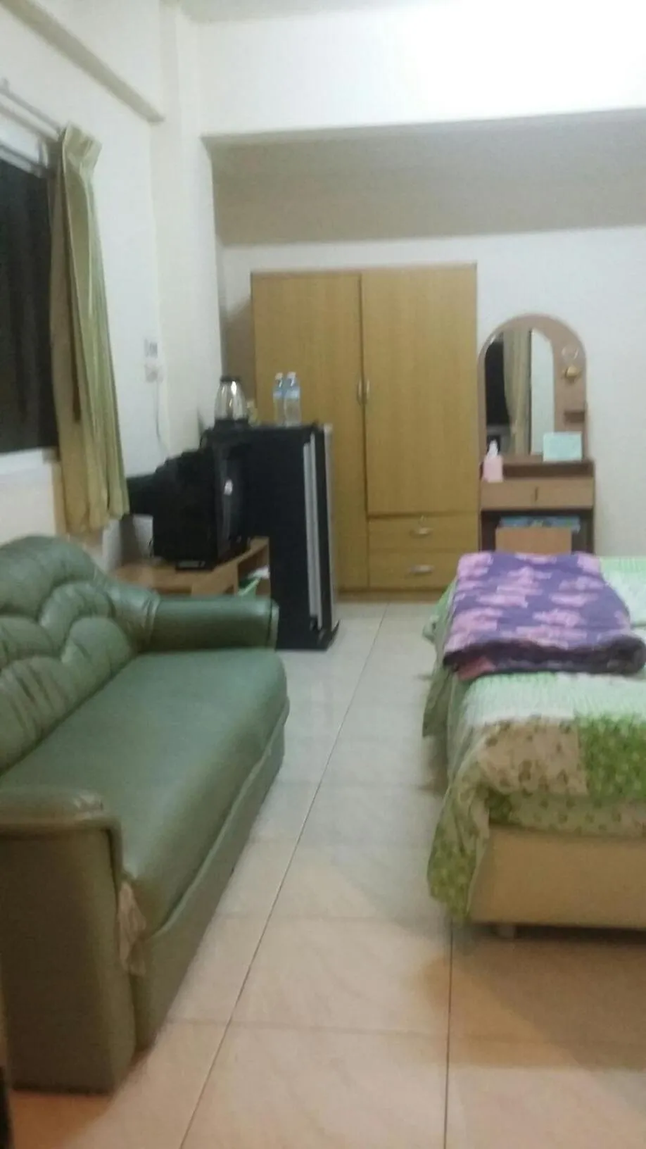 Bed in Vanlisut Hotel Ngamwongwan