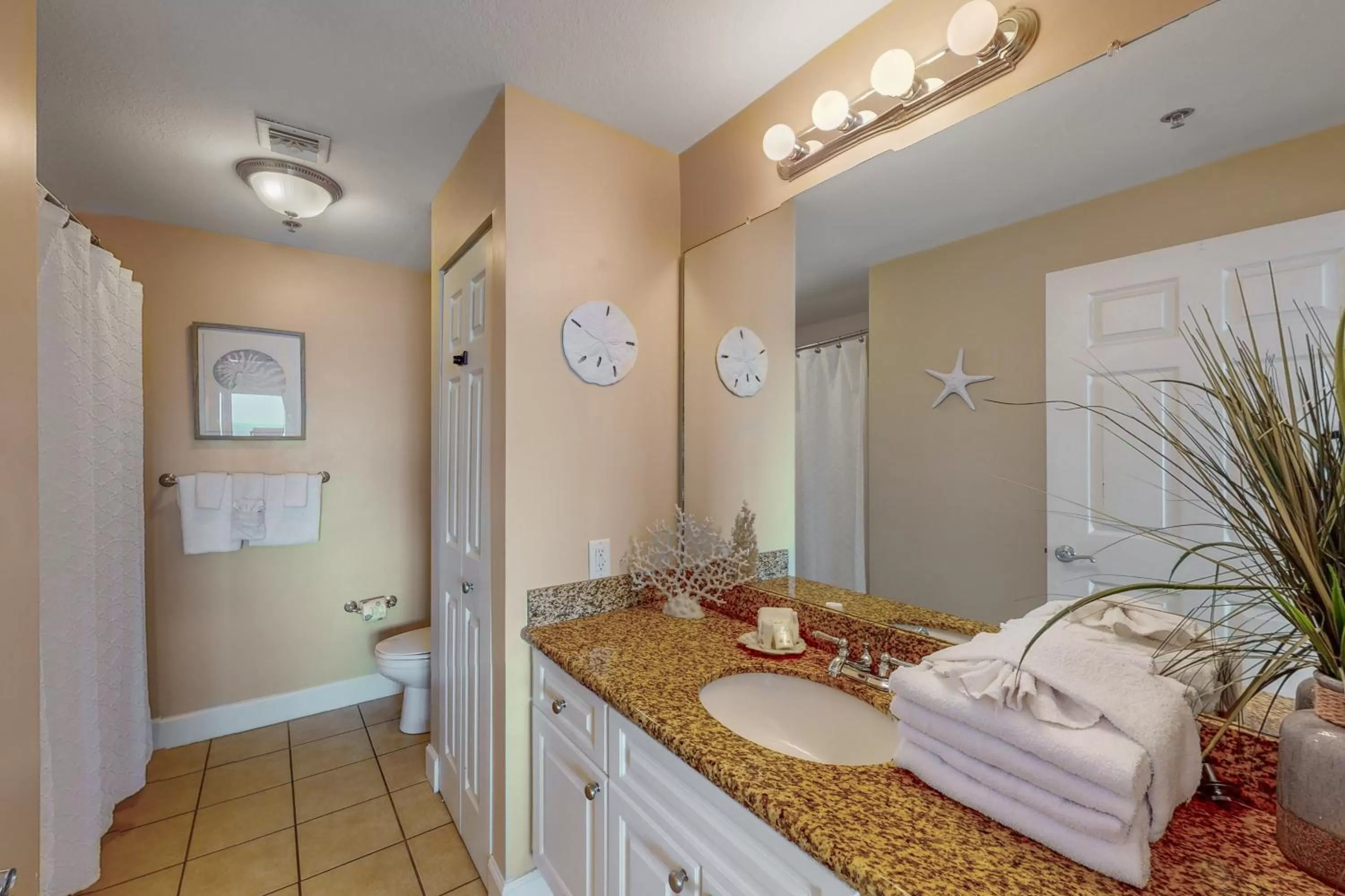 Bathroom in Seawind #1109