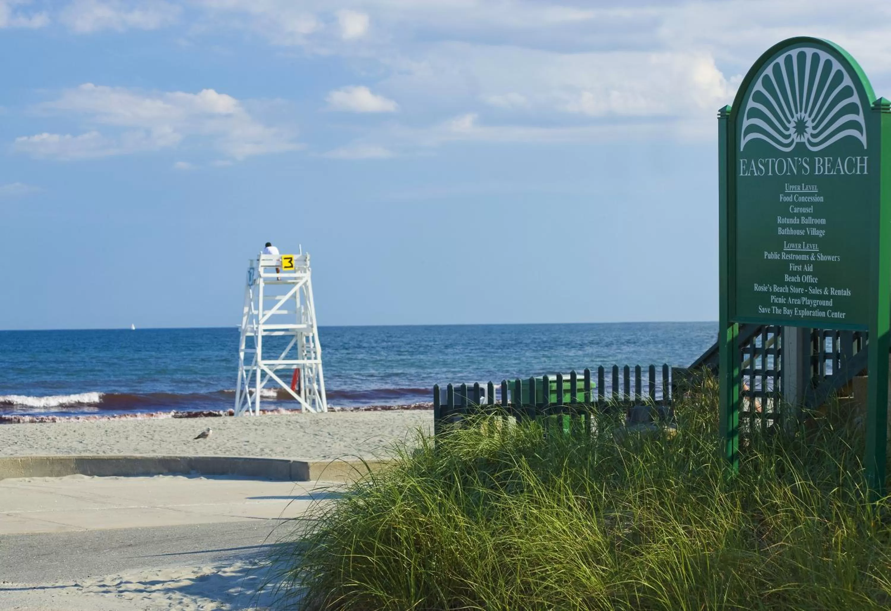 Nearby landmark in Newport Beach Hotel & Suites