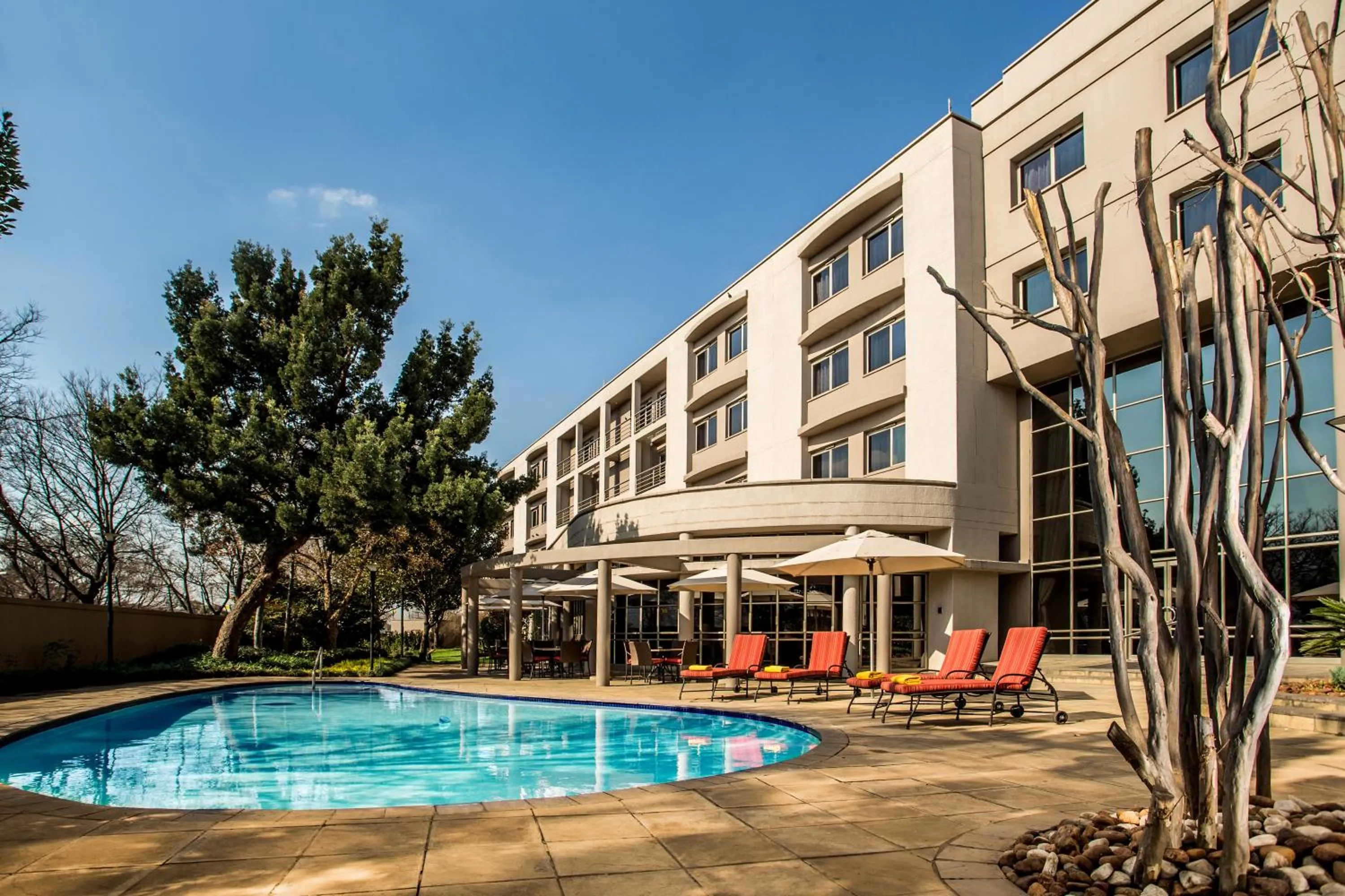 Swimming pool in Garden Court Eastgate