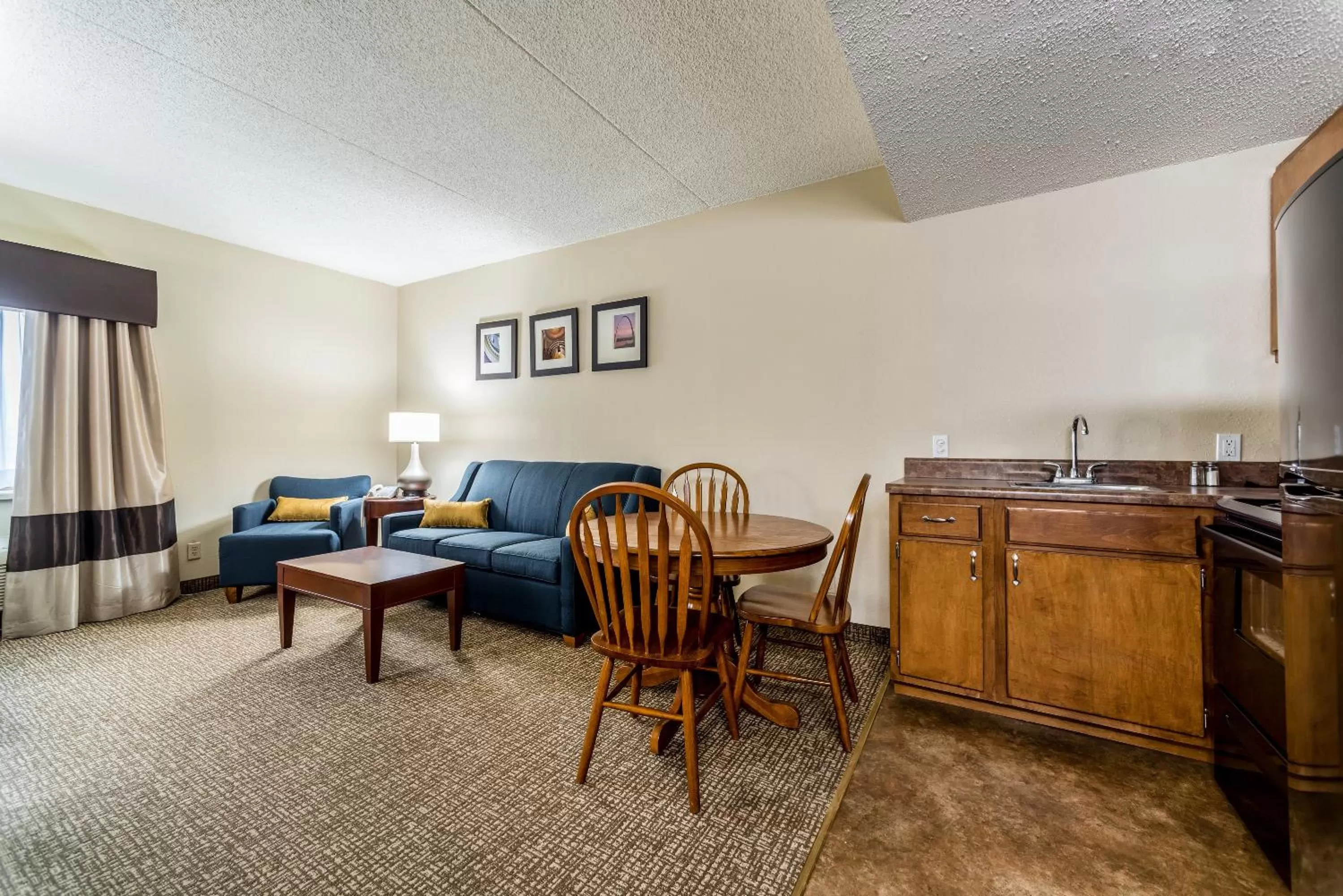 Living room in Comfort Inn Festus-St Louis South