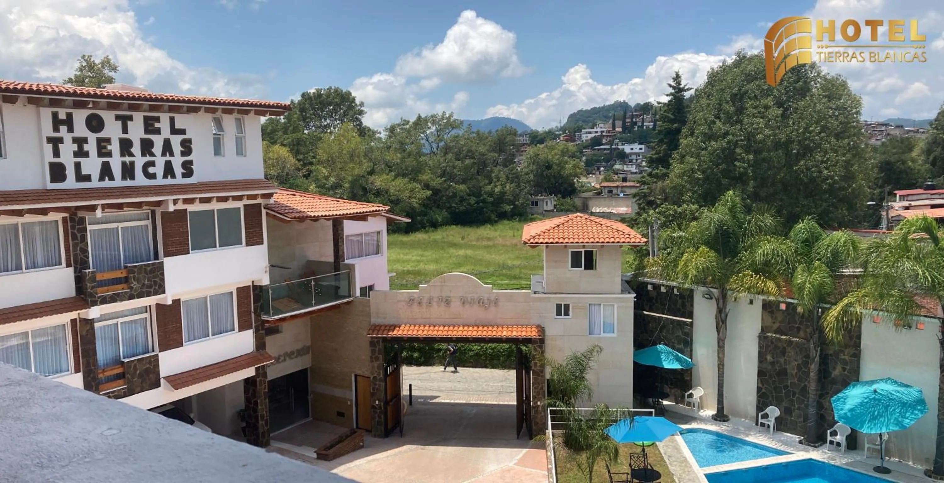 Property building in Hotel Tierras Blancas