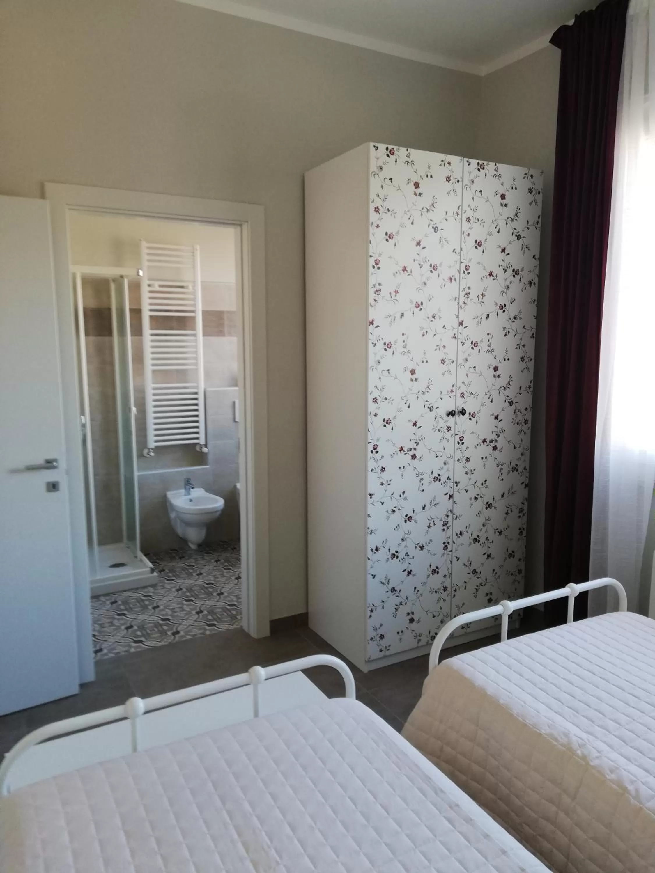 Photo of the whole room, Bed in LA DAMA ROOM&BREAKFAST