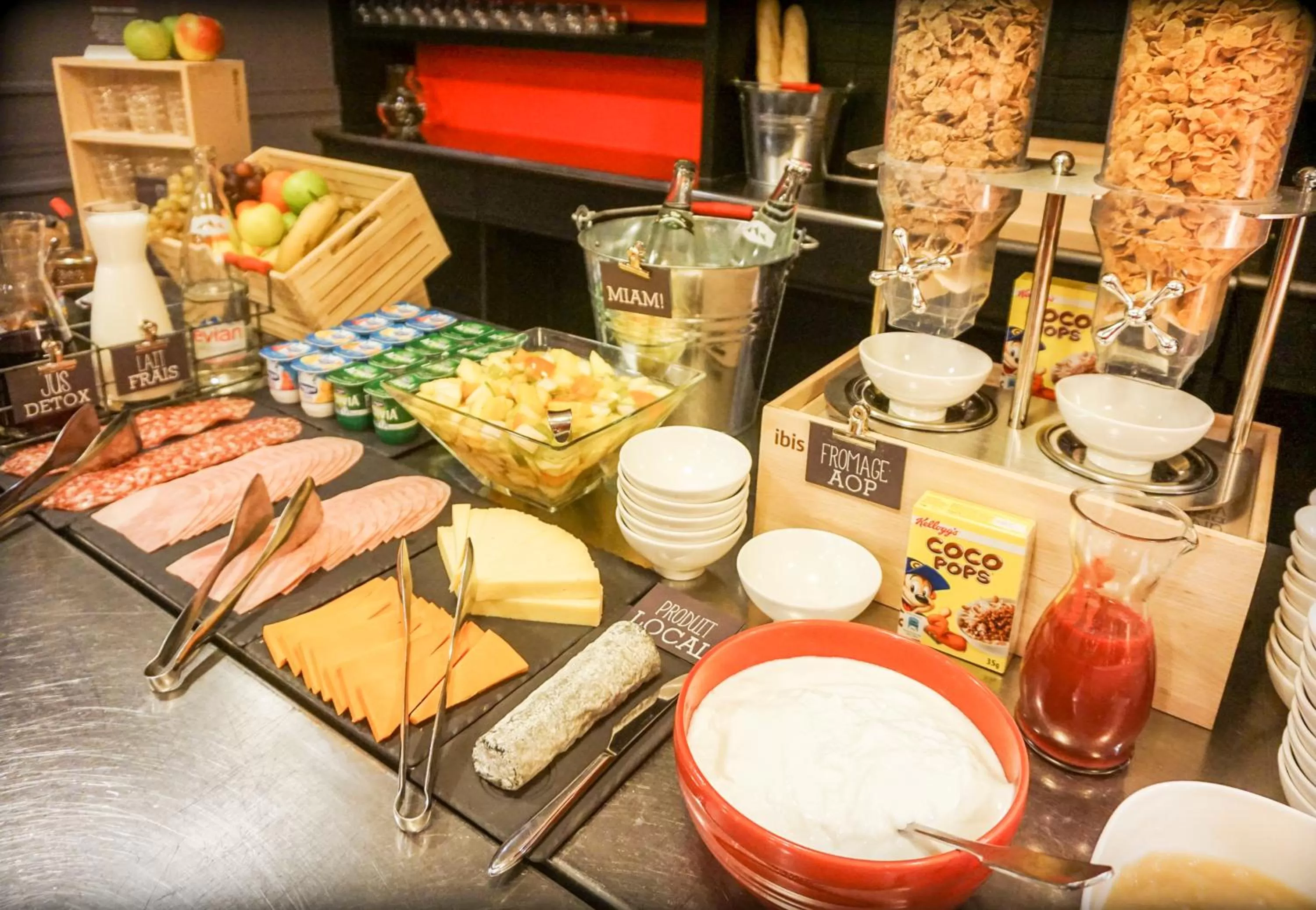 Buffet breakfast in ibis Dieppe Le Val Druel