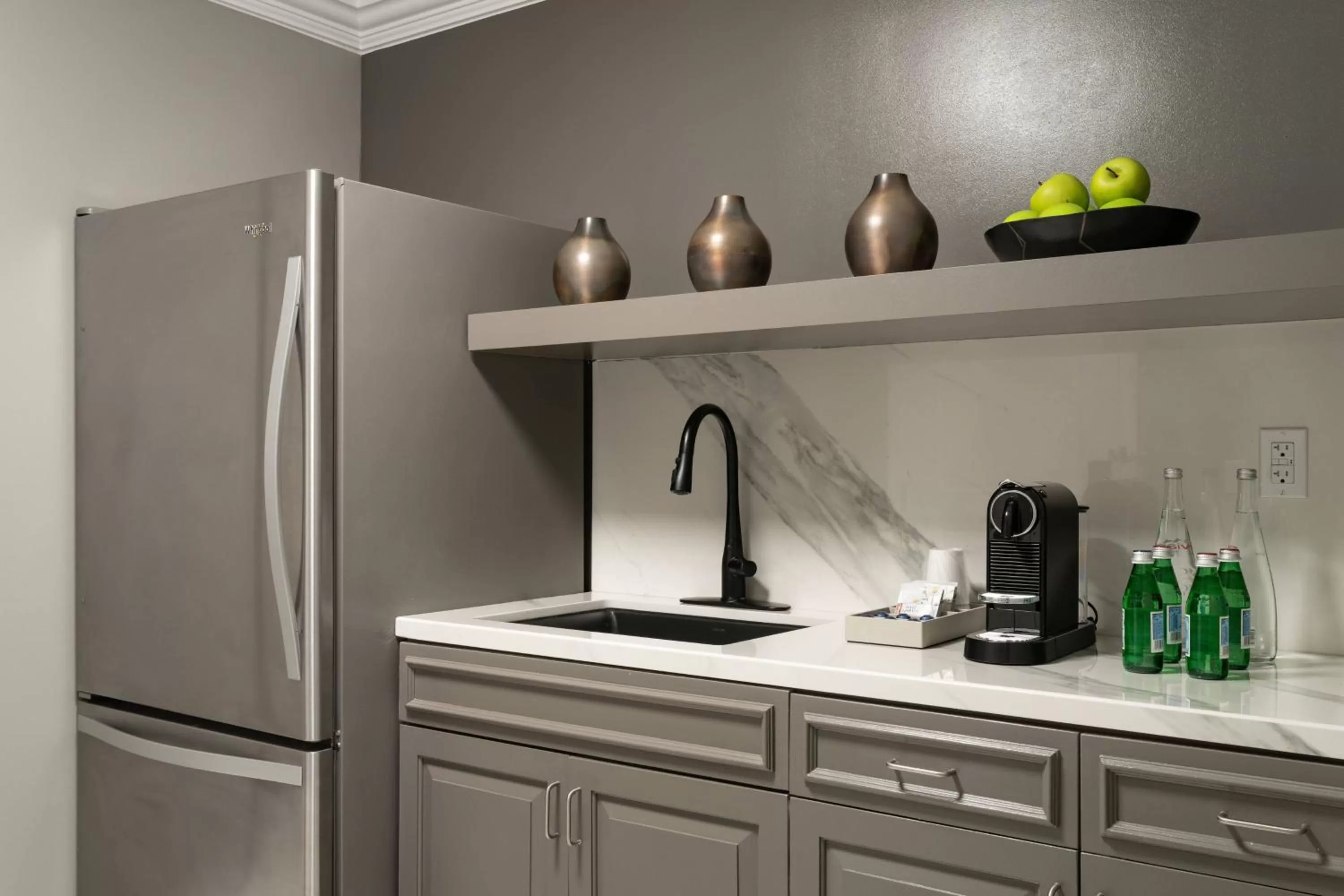 Kitchen or kitchenette in The Ritz-Carlton Orlando, Grande Lakes