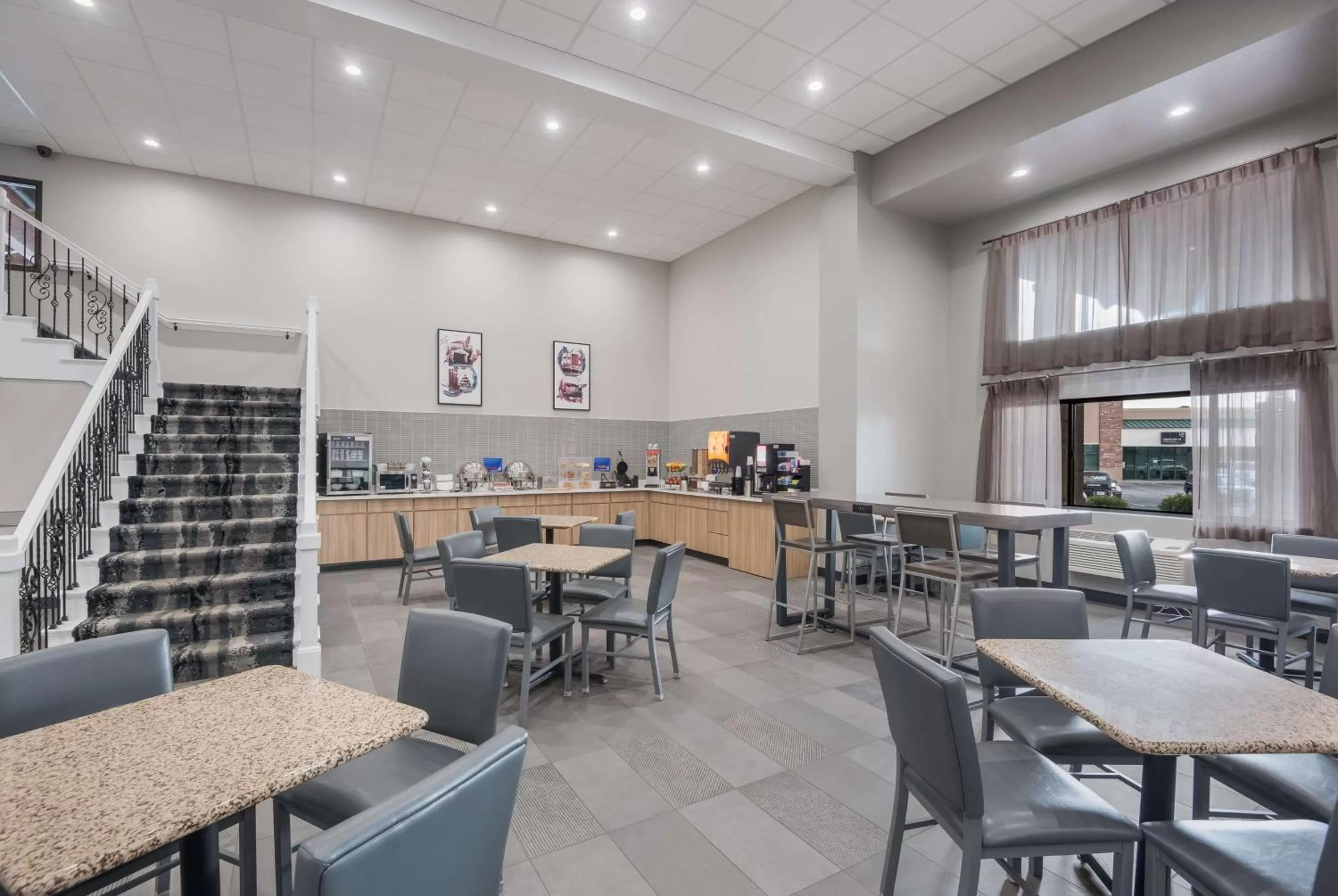 Restaurant/places to eat in Best Western Fort Wayne I-69 North