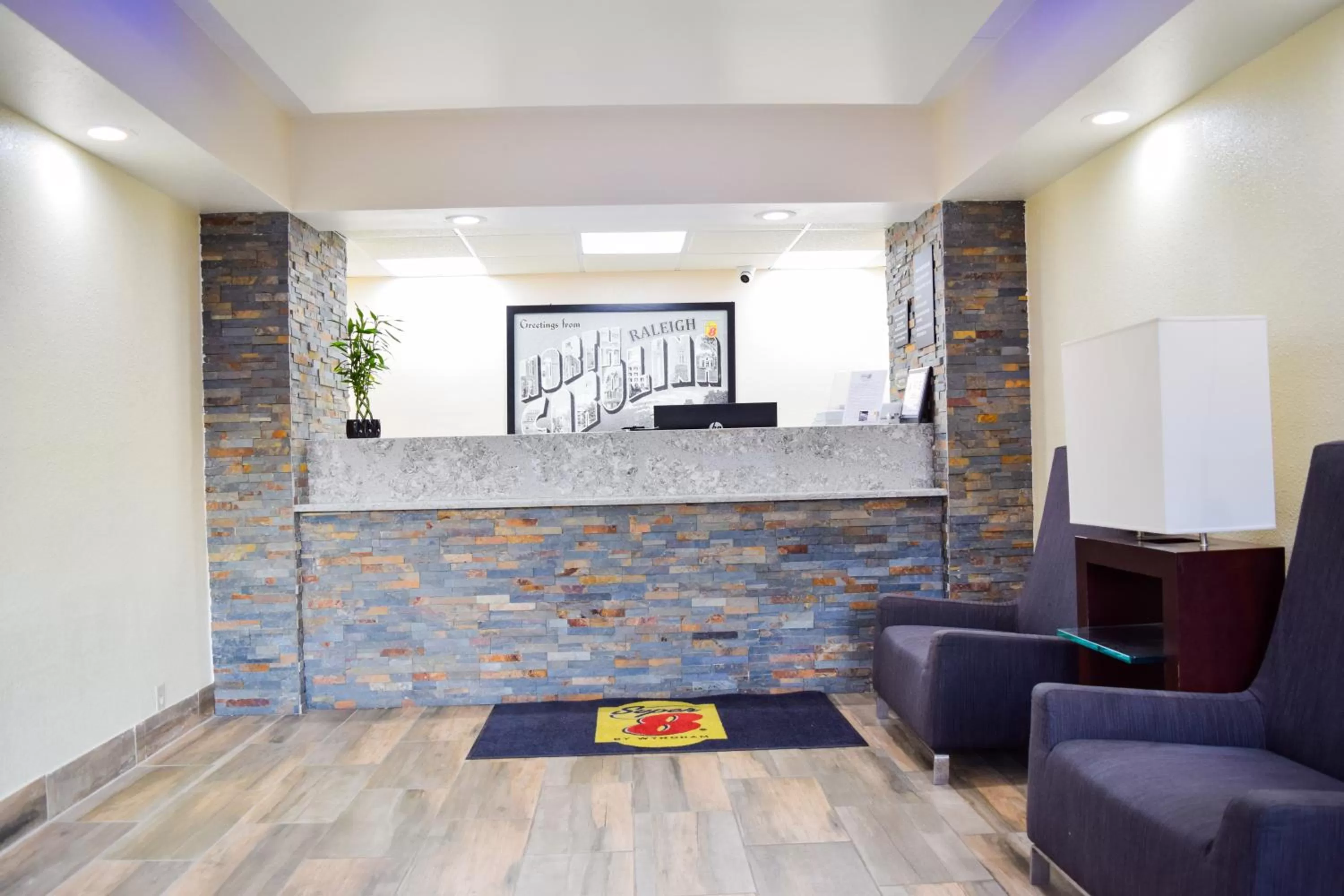 Lobby or reception in Super 8 Downtown Raleigh