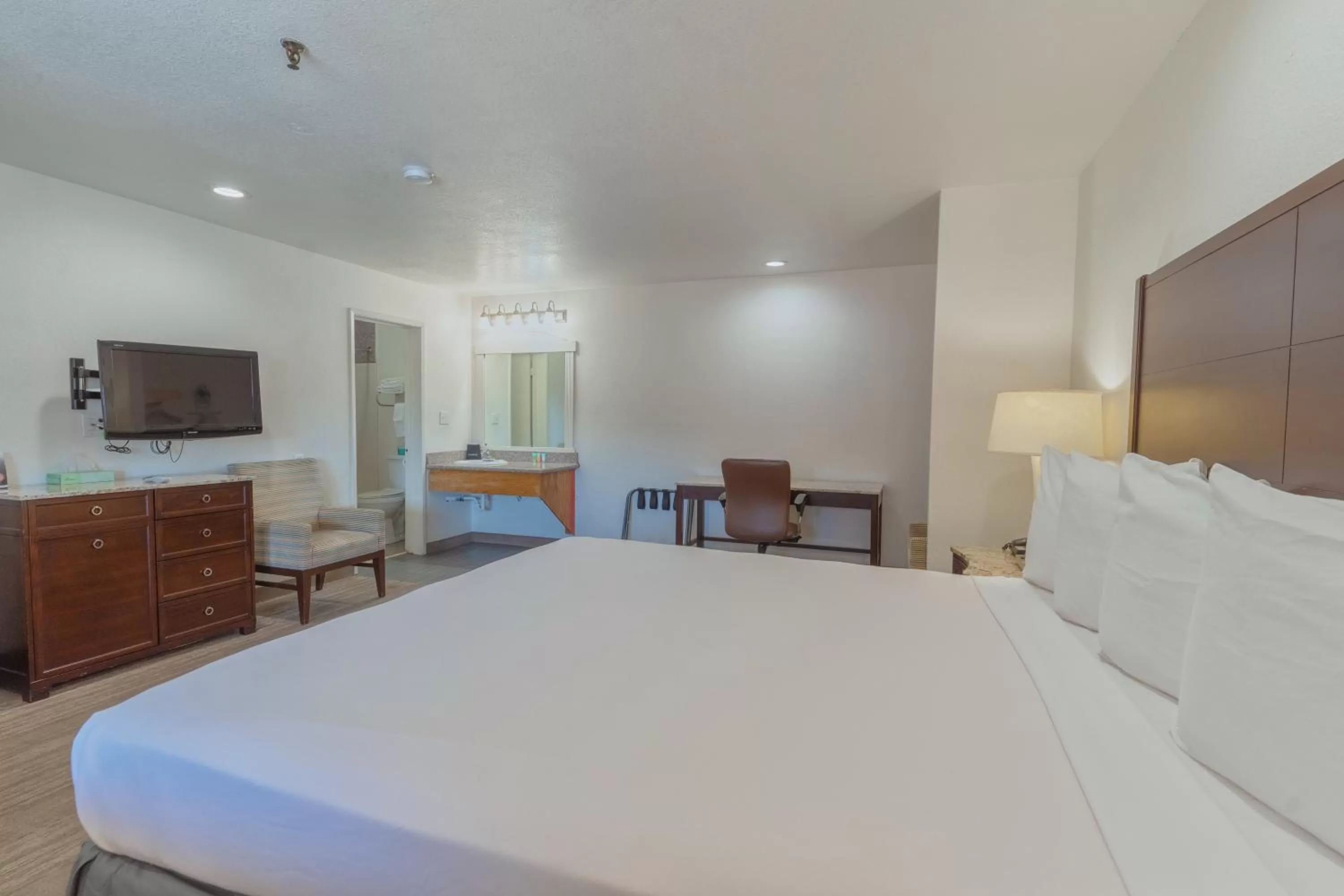 Bed in The Yosemite Inn