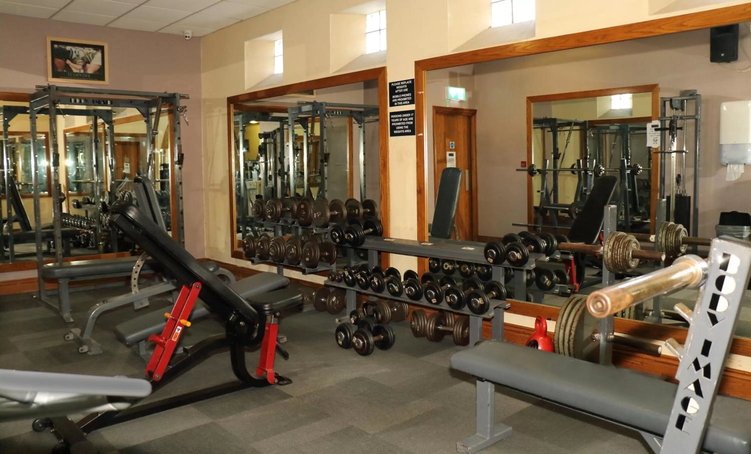 Fitness centre/facilities in Seven Oaks Hotel