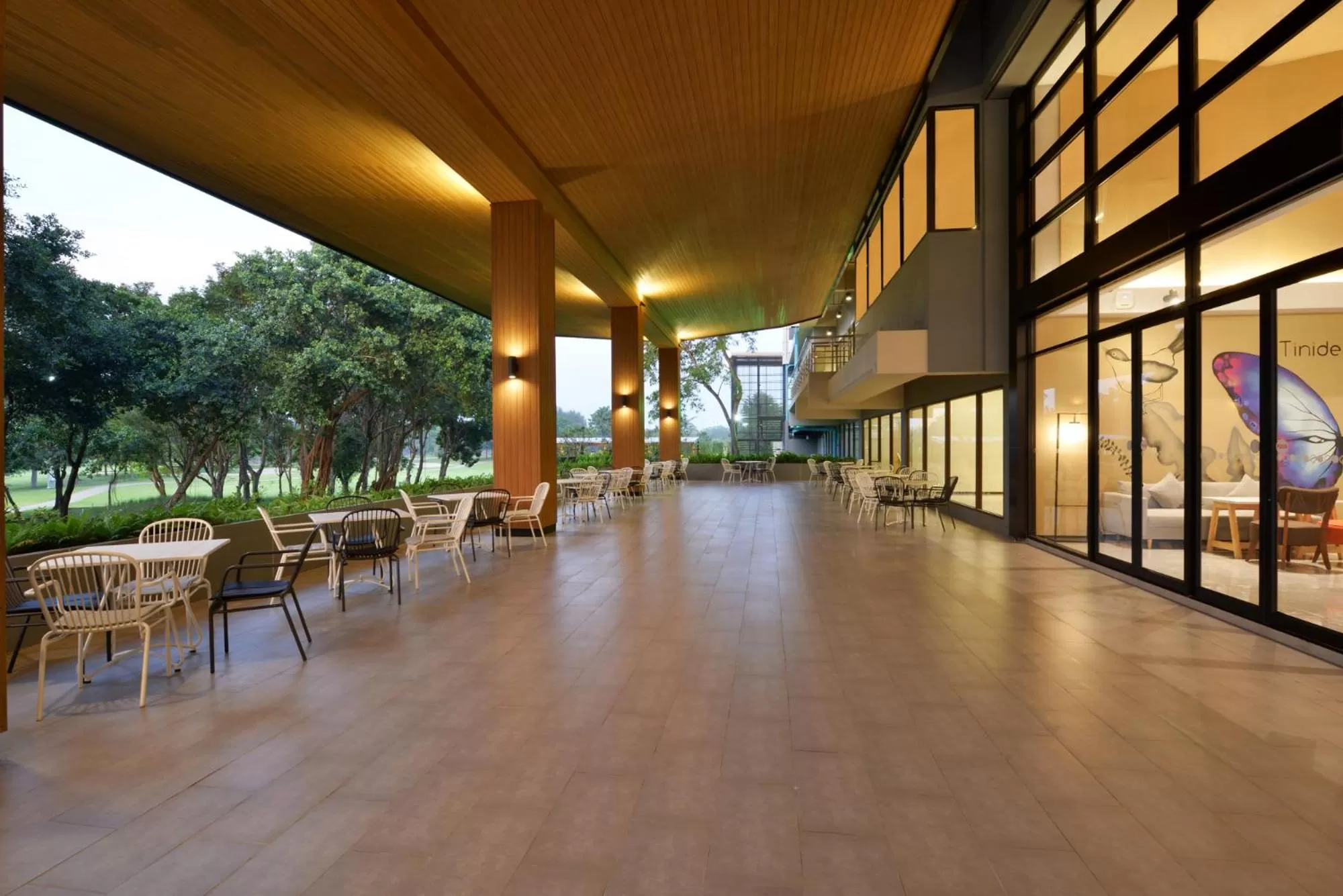 Balcony/Terrace in Tinidee Hotel Bangkok Golf Club