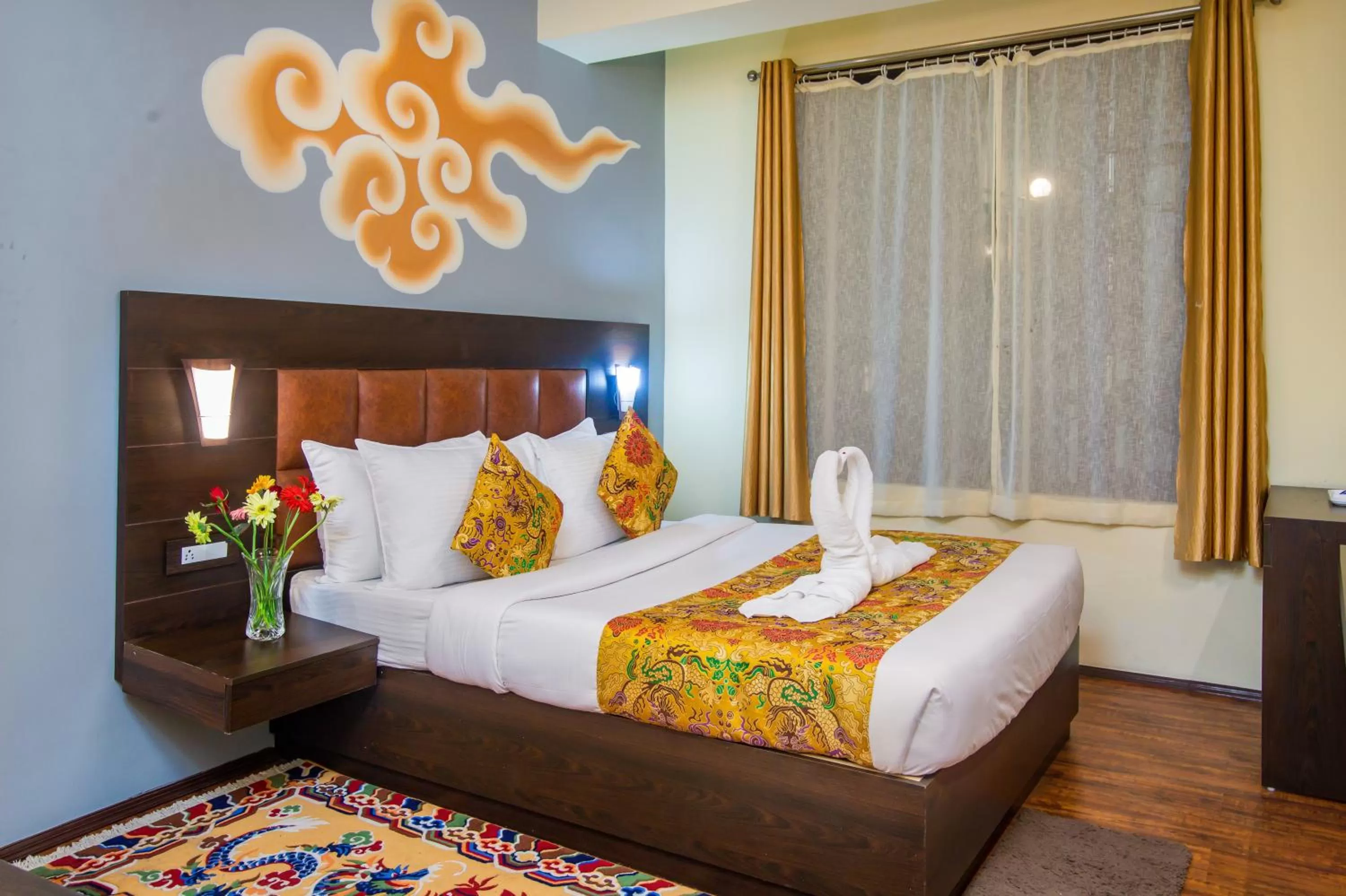 Bedroom, Bed in Muscatel Grand Silkroute - 300 Mts from MG Marg