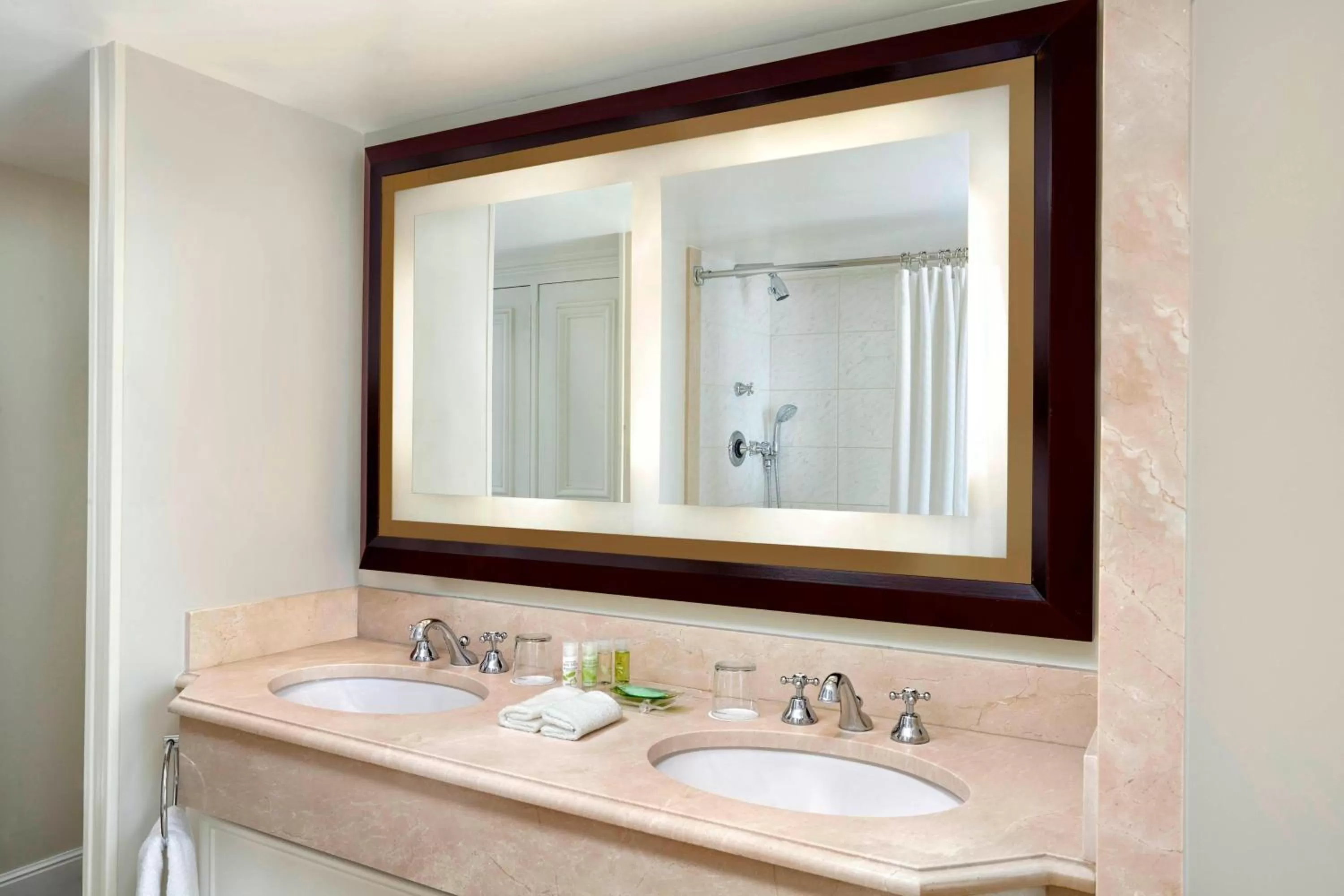 Bathroom in The Westin Paris - Vendôme