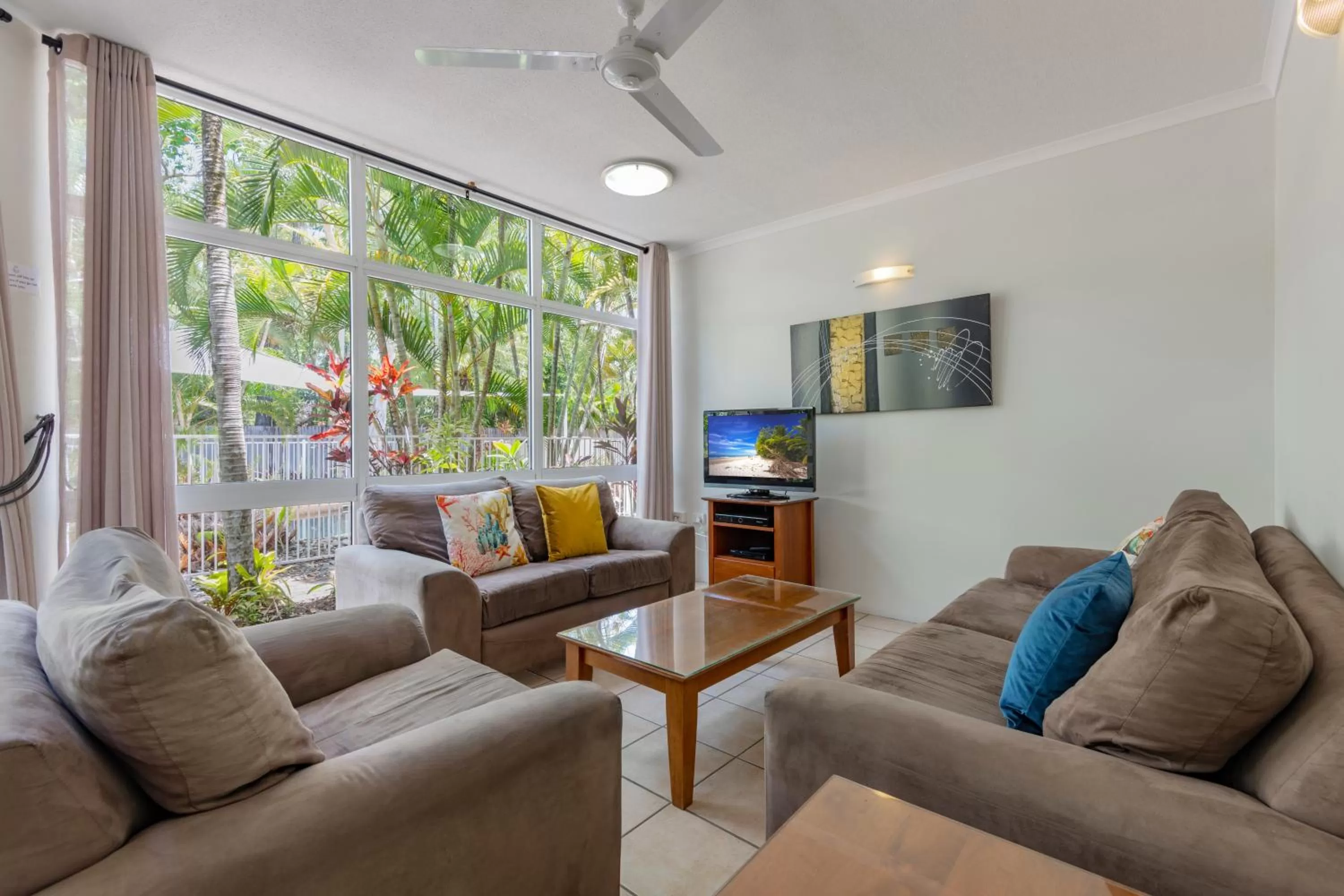 Living room in Tropical Nites Holiday Townhouses