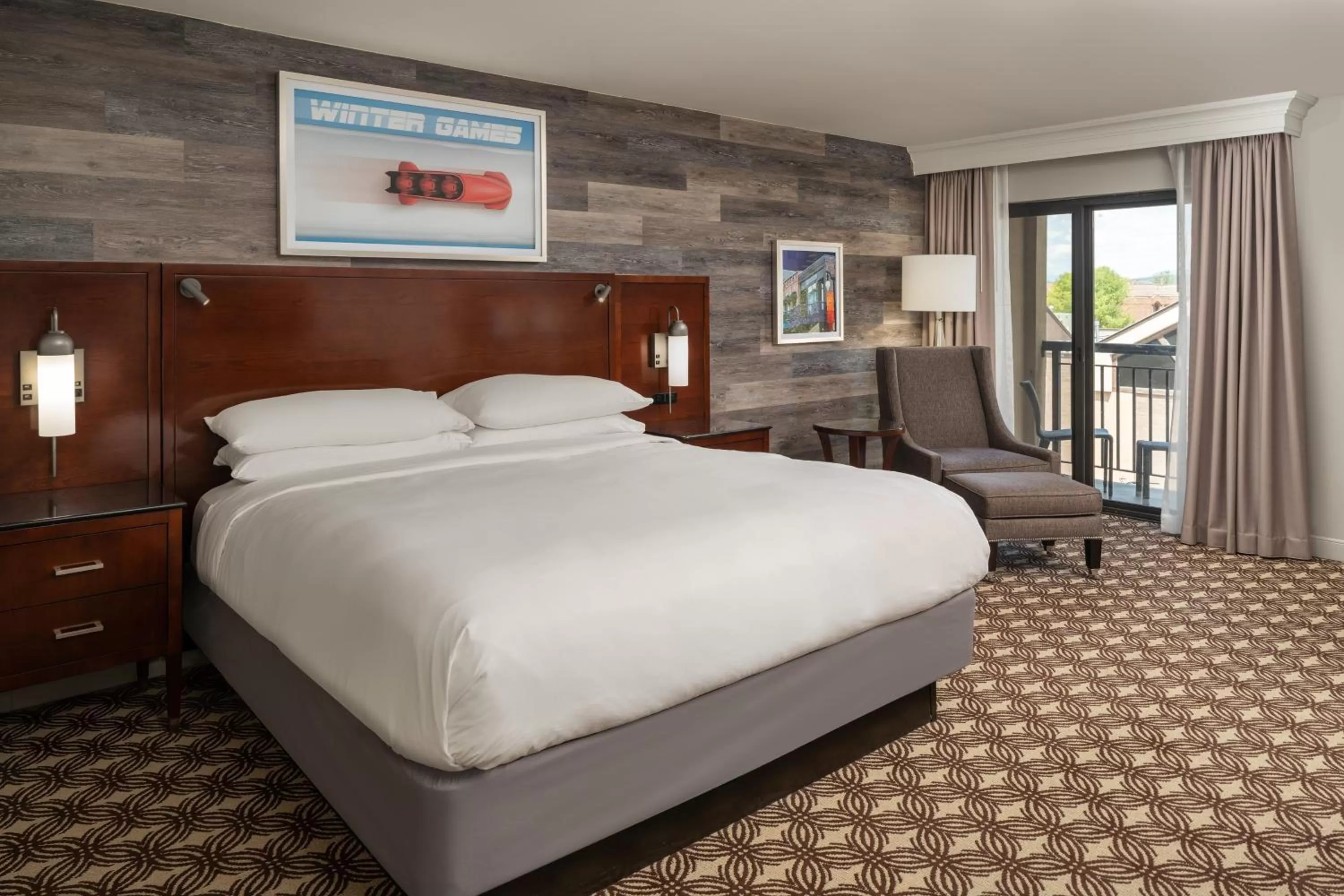 Photo of the whole room, Bed in Sheraton Park City