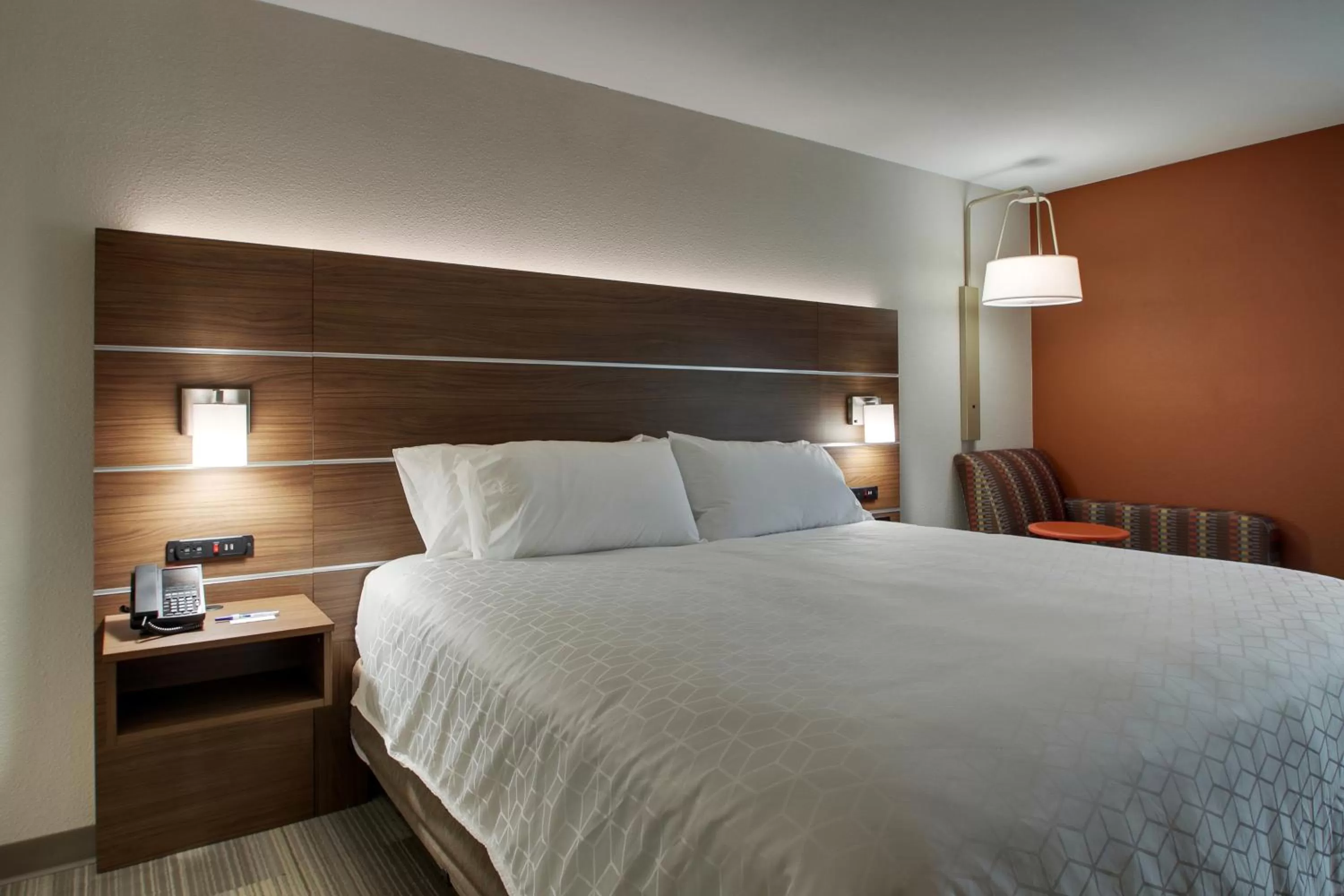 Bedroom, Bed in Holiday Inn Express Voorhees/ Mt. Laurel by IHG