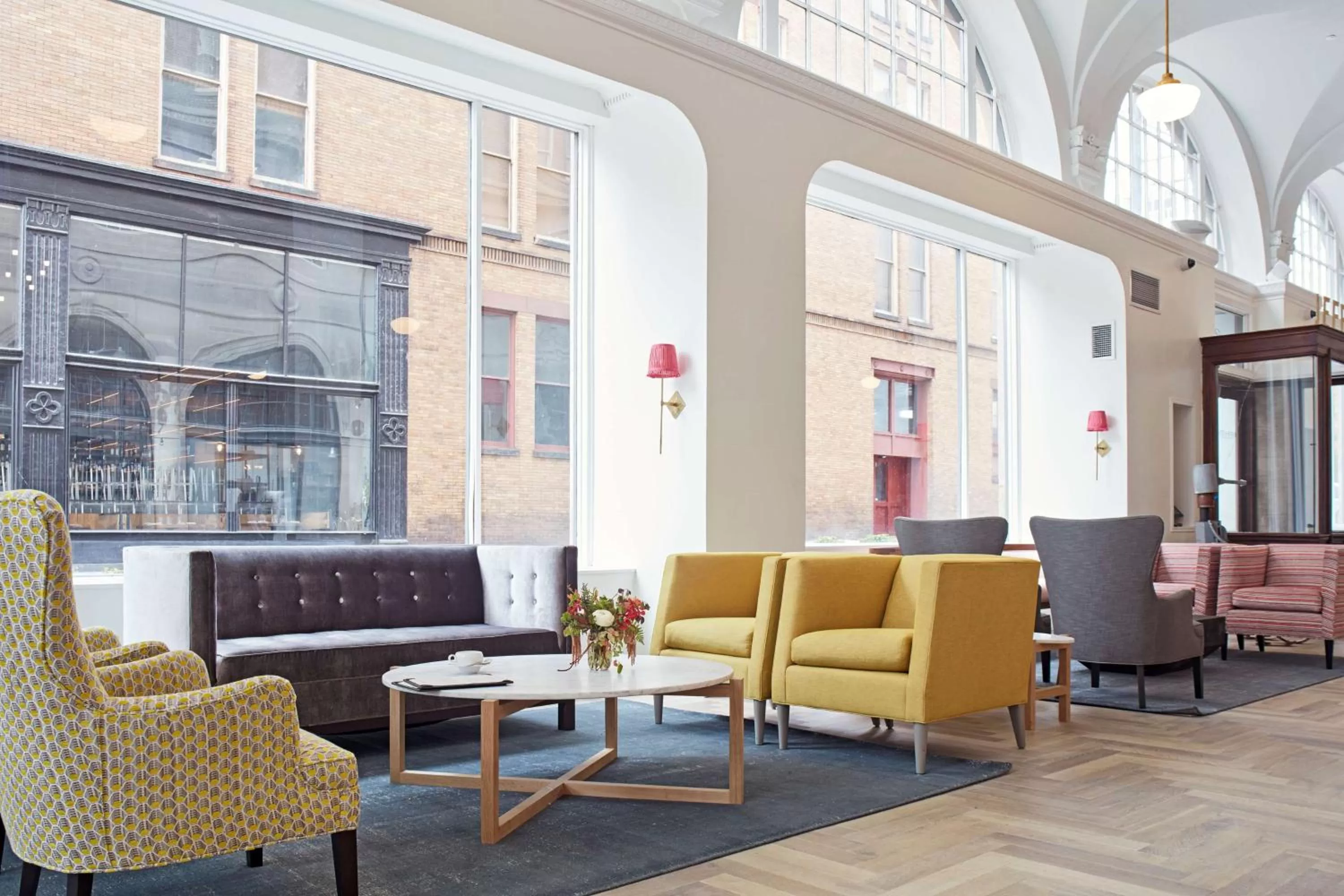 Communal lounge/ TV room in Quirk Hotel Richmond