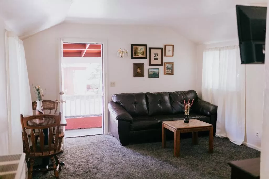 Living room in The Long Barn Lodge