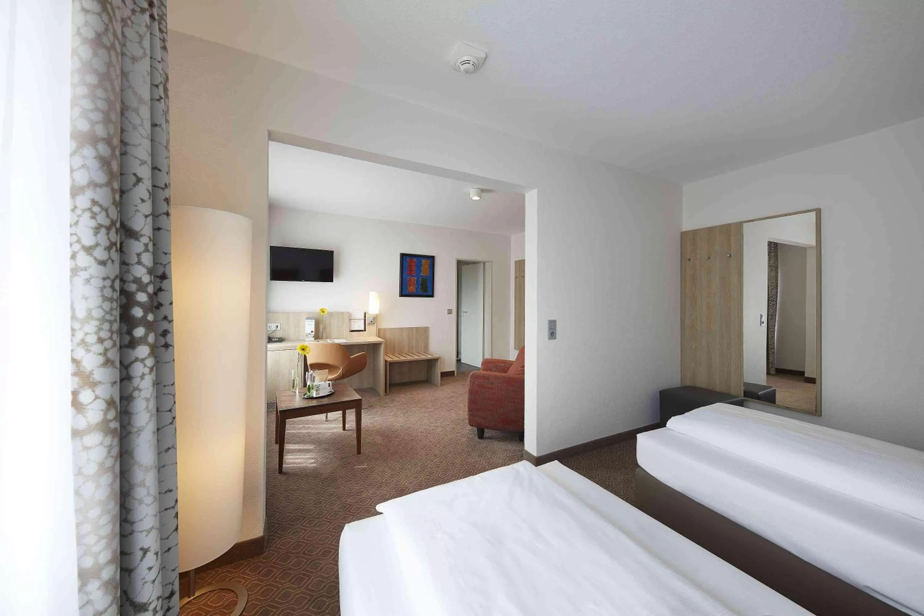 Bedroom, Bed in GHOTEL hotel & living Kiel