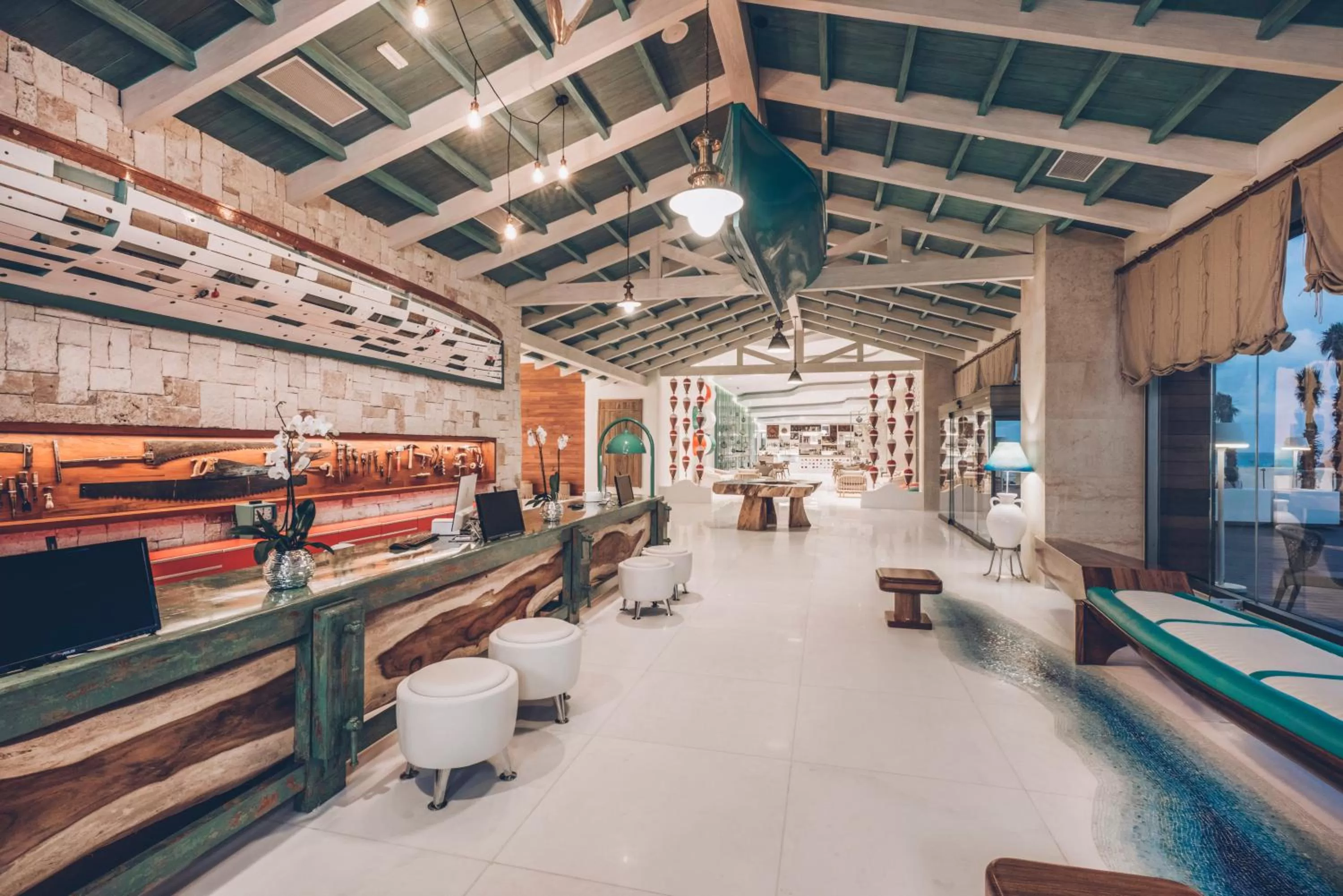 Lobby or reception in Coral Level at Iberostar Selection Cancun