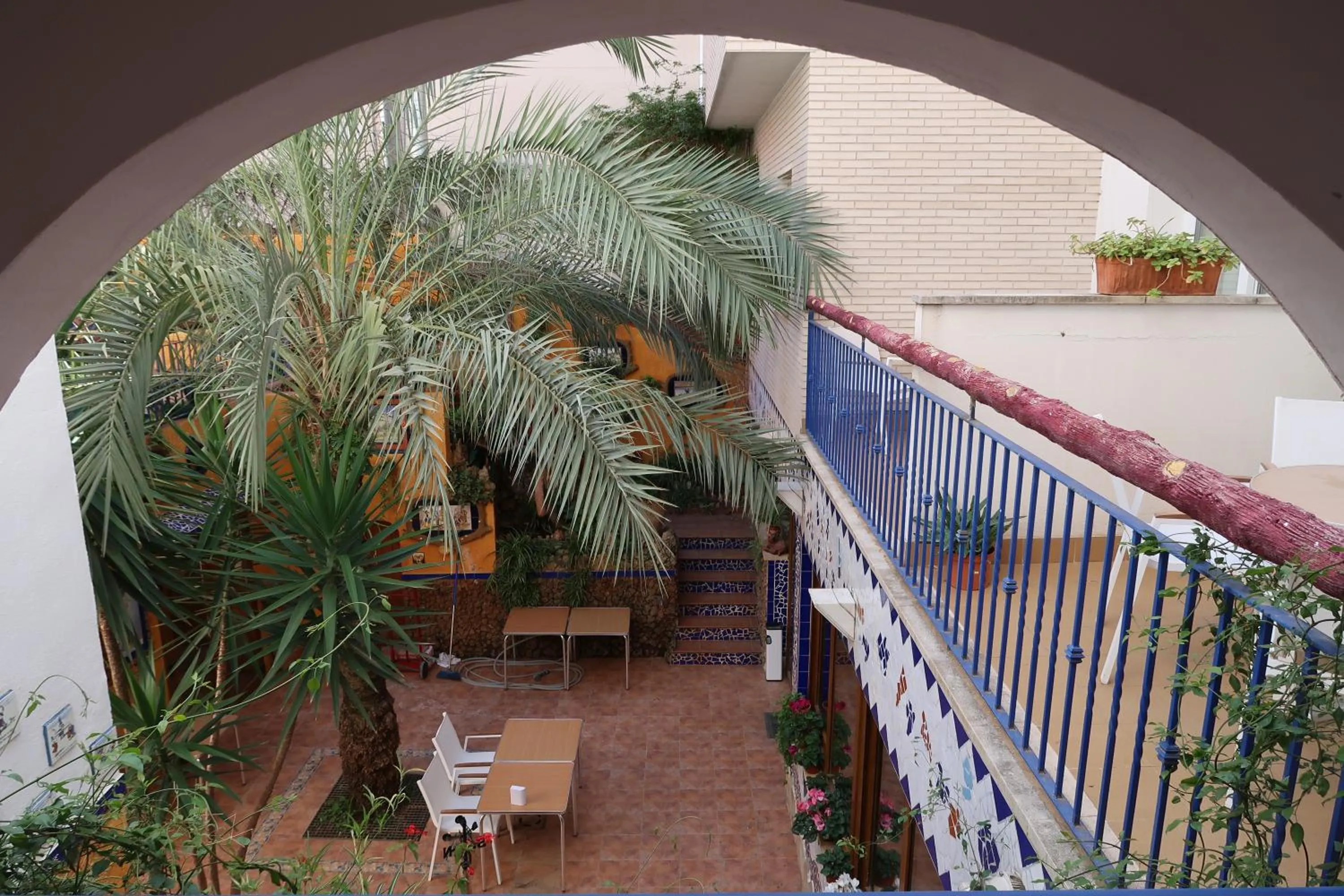 Garden view in El Camí Hotel