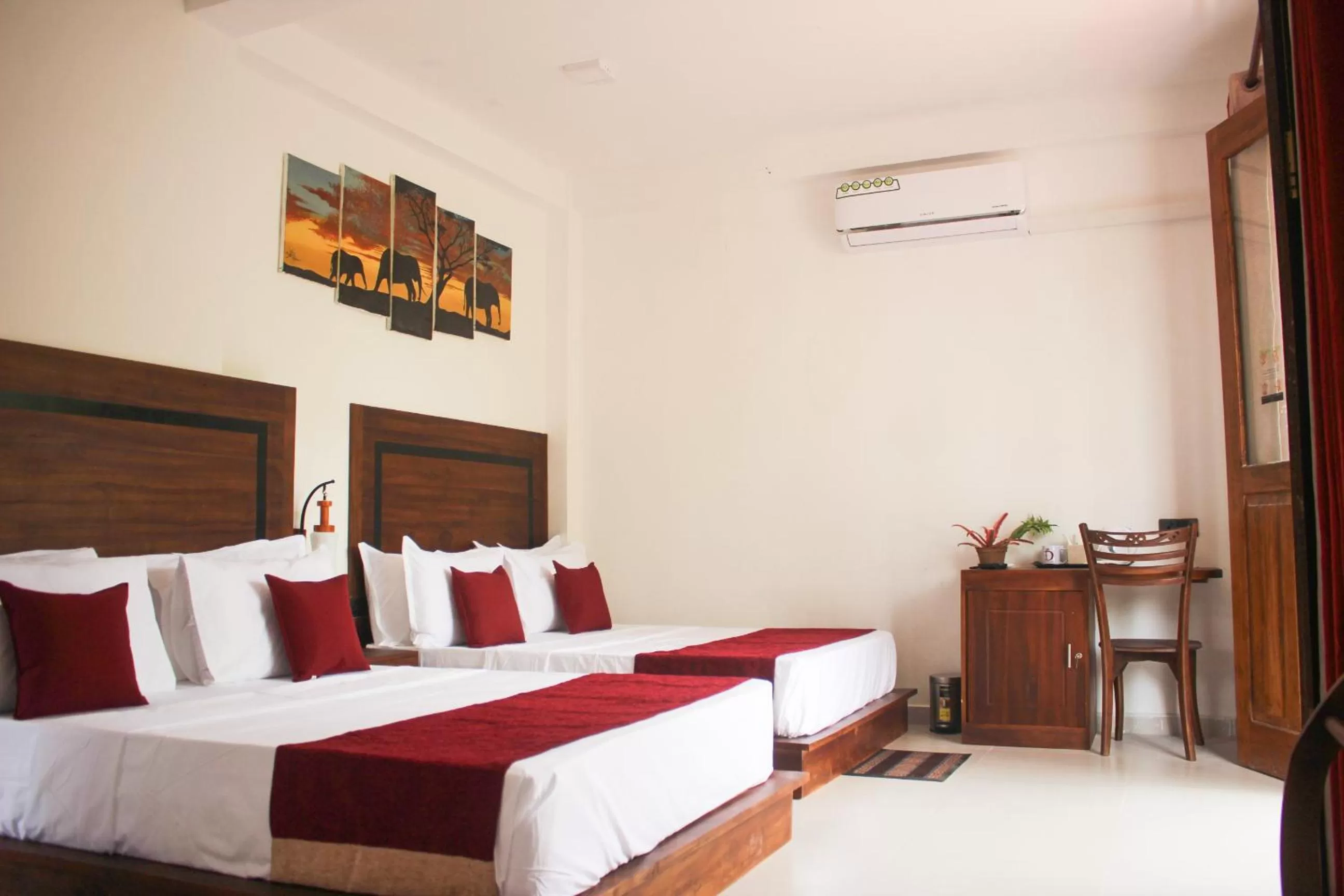 Photo of the whole room, Bed in Divine Villa