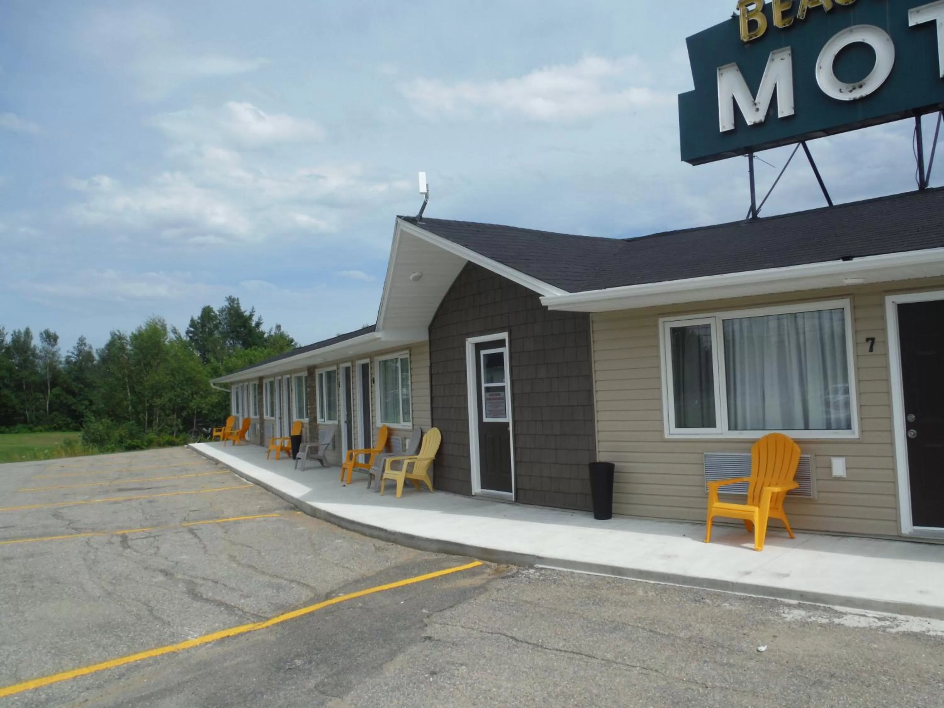 Facade/entrance in Motel Beausejour