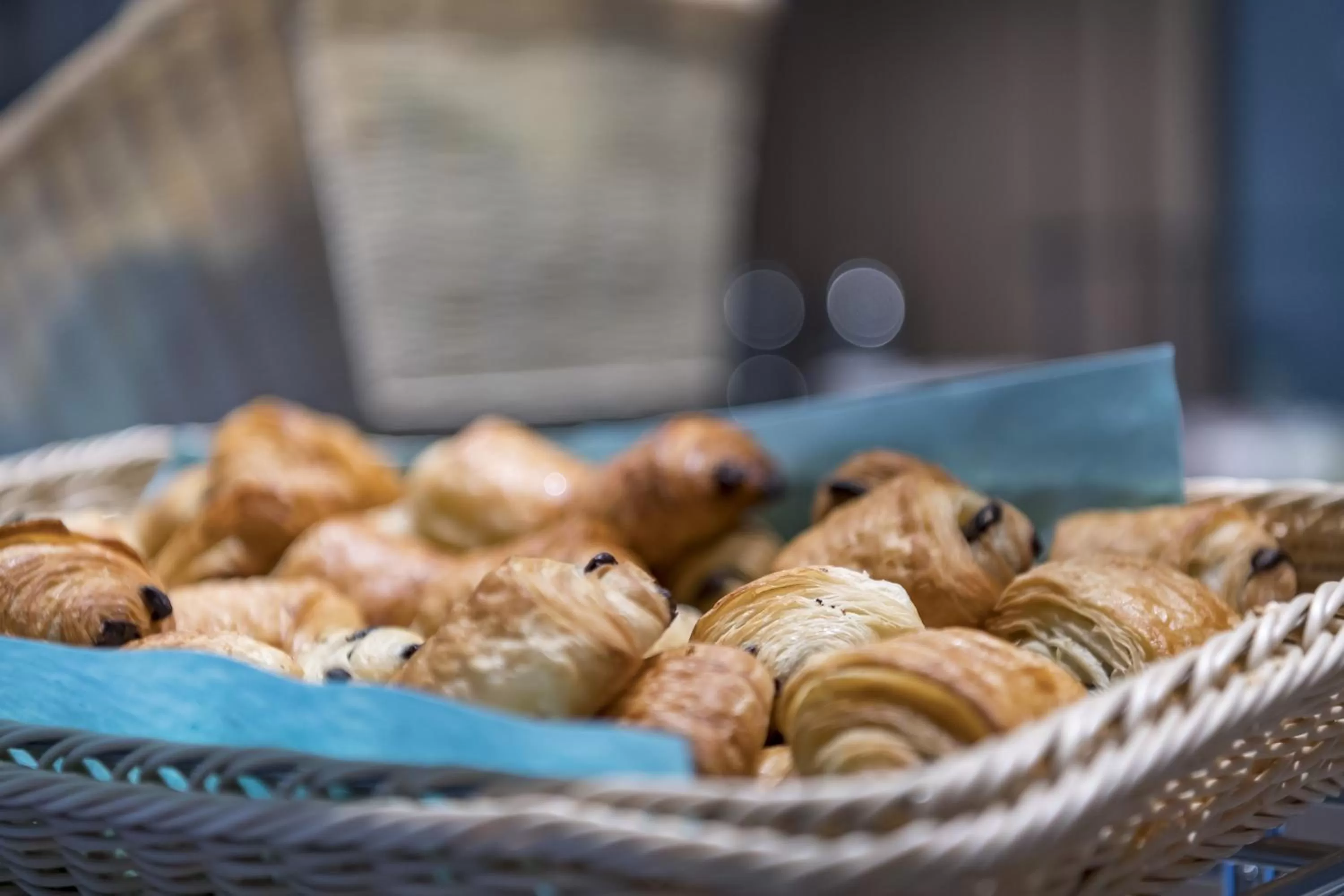 Restaurant/places to eat in Holiday Inn Express - Luzern - Kriens by IHG