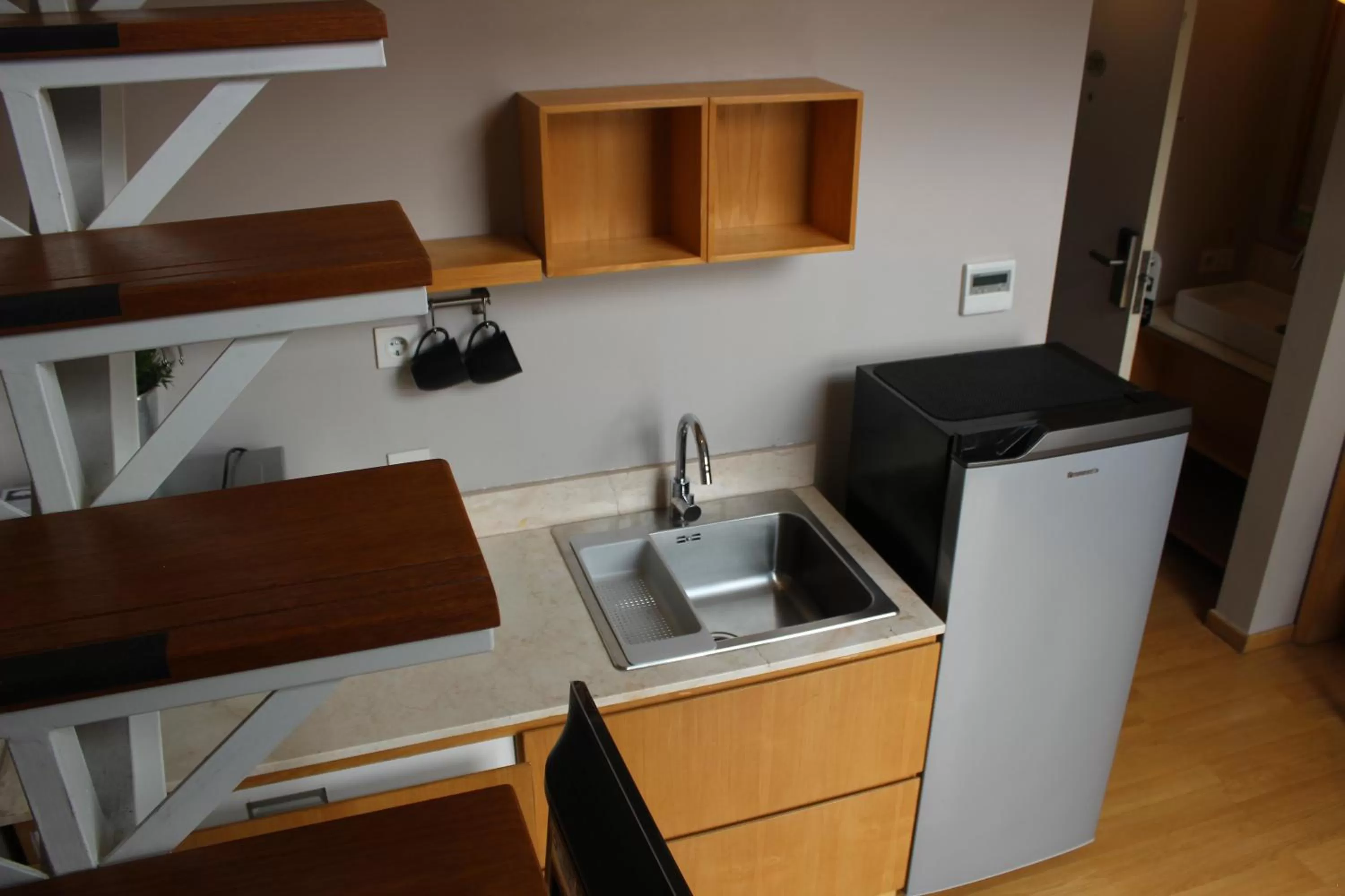 dishwasher in White Tree Residence