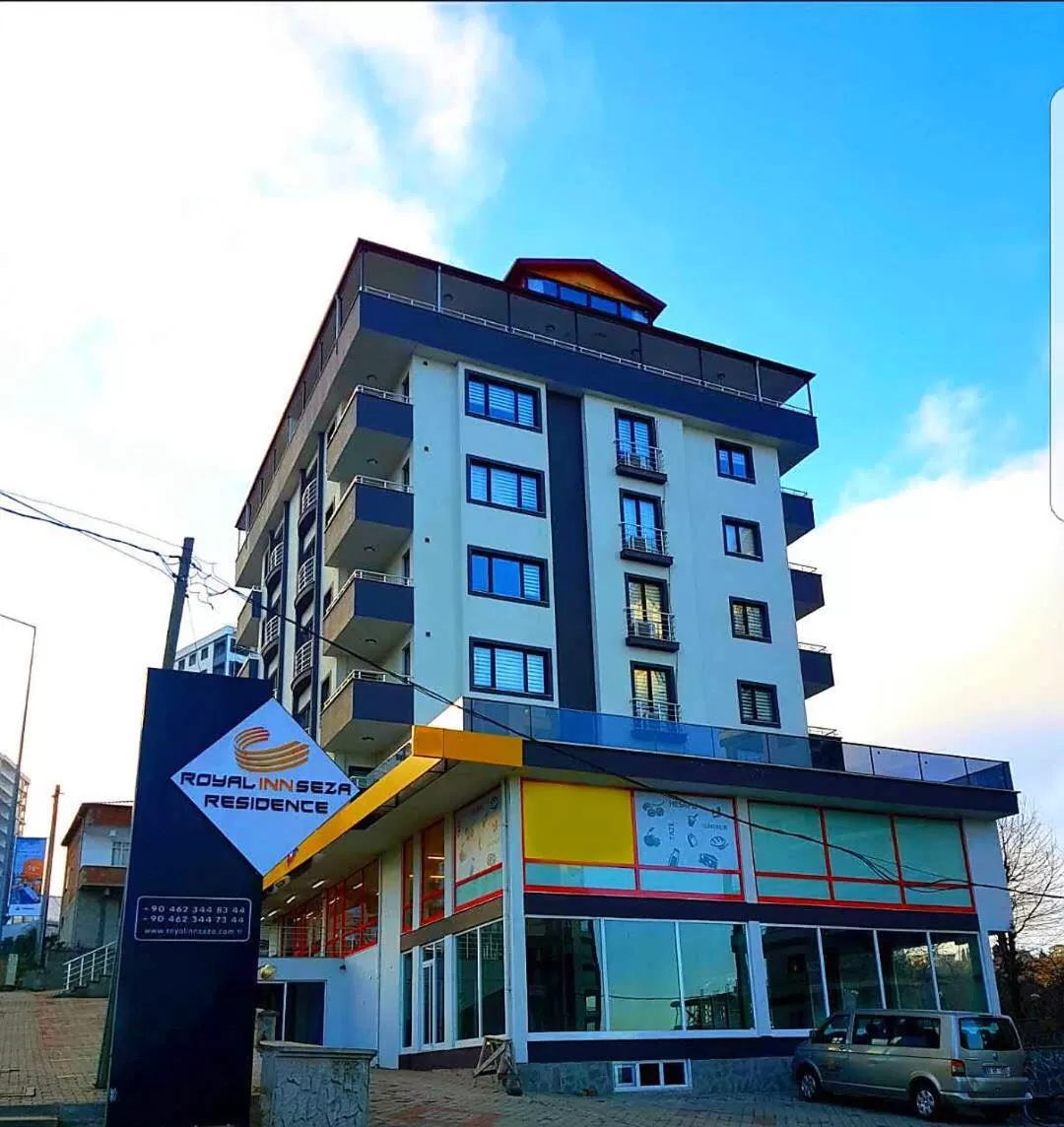 Property building in Royal Inn Seza Residence