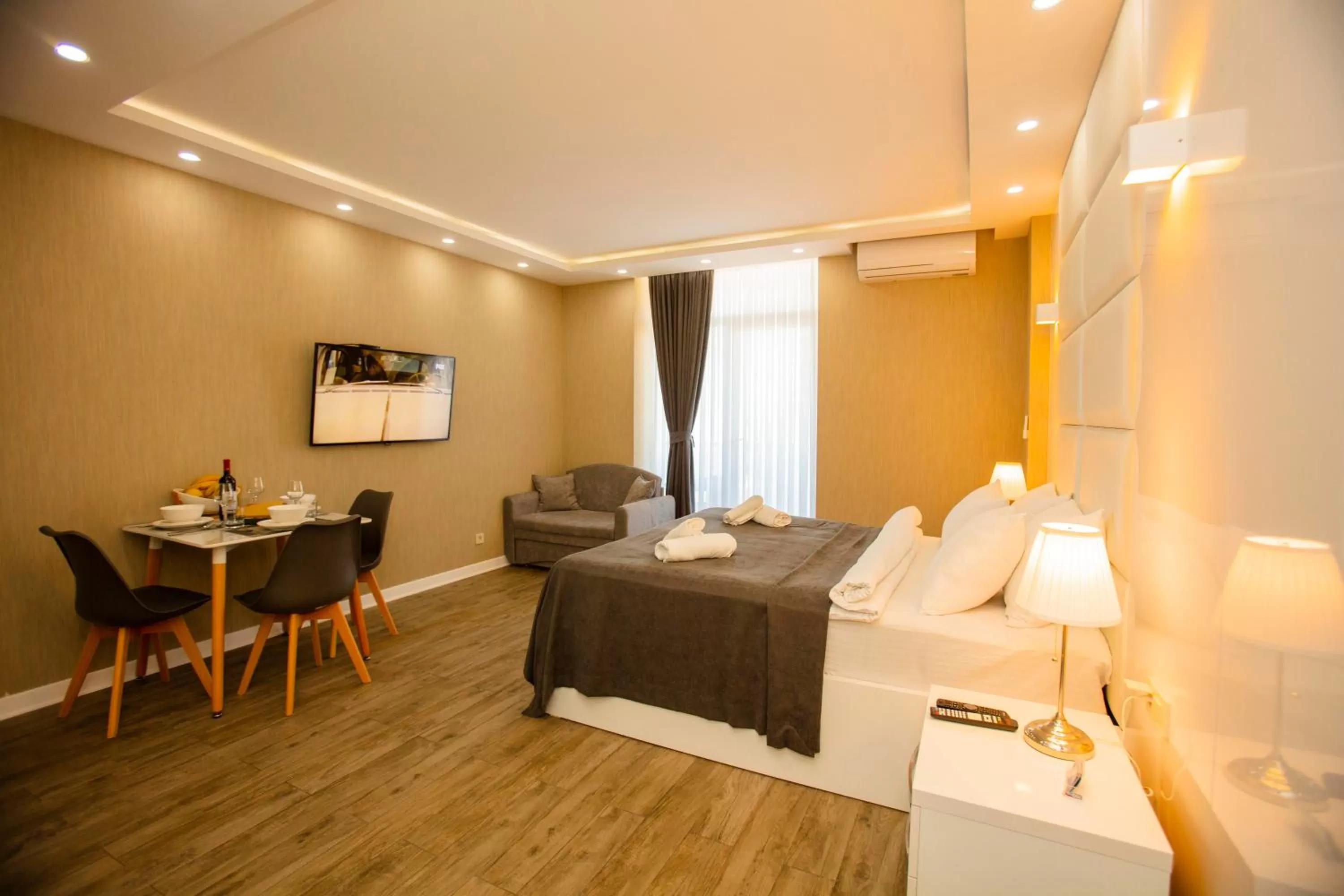 Bed in Aparthotel Holiday Lux Batumi