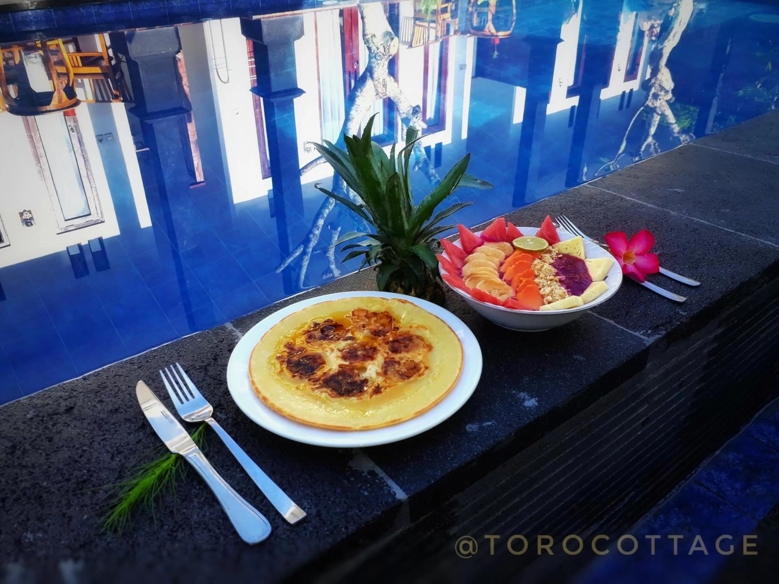 Breakfast in Toro Cottage