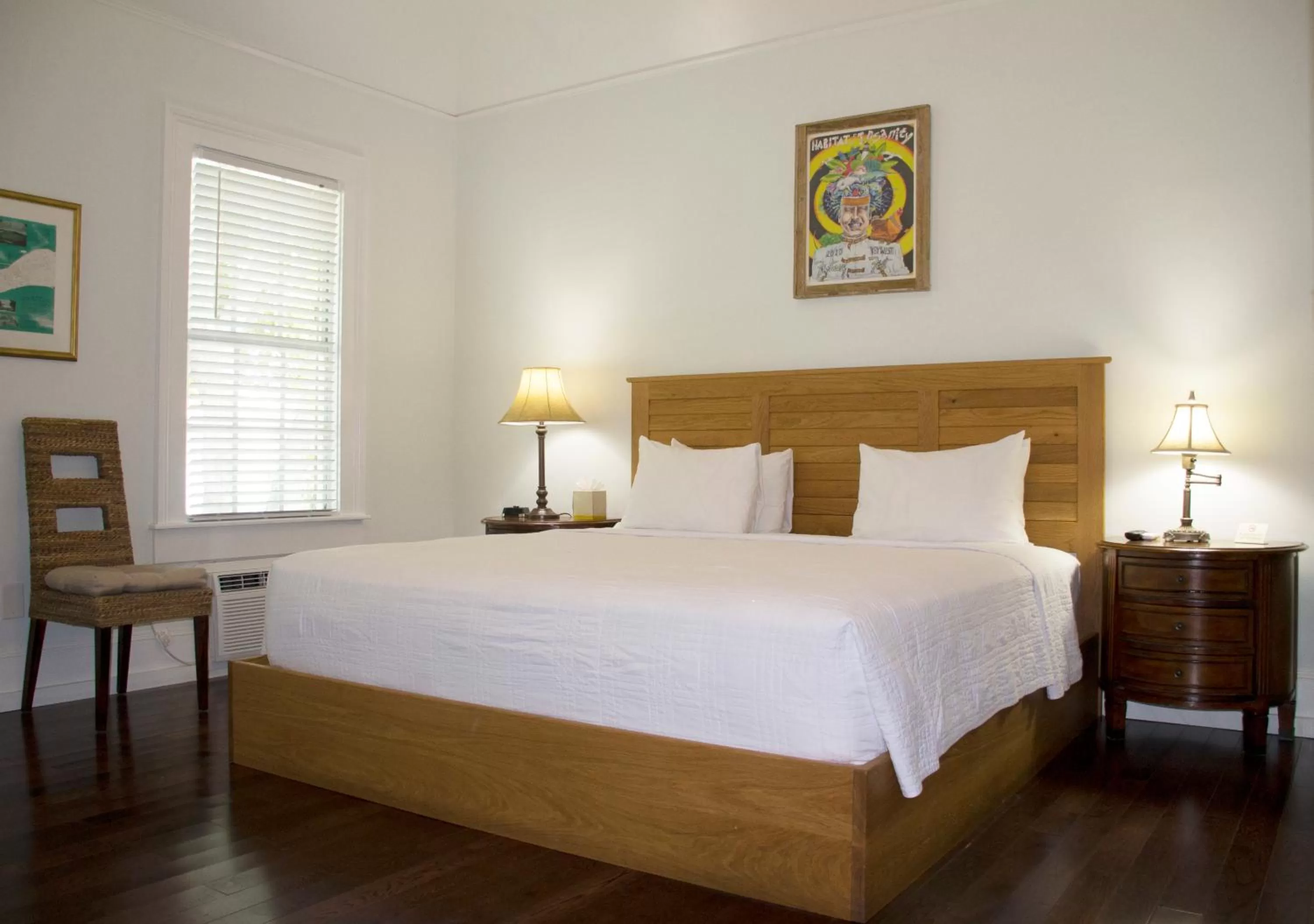 Bedroom, Bed in Duval House