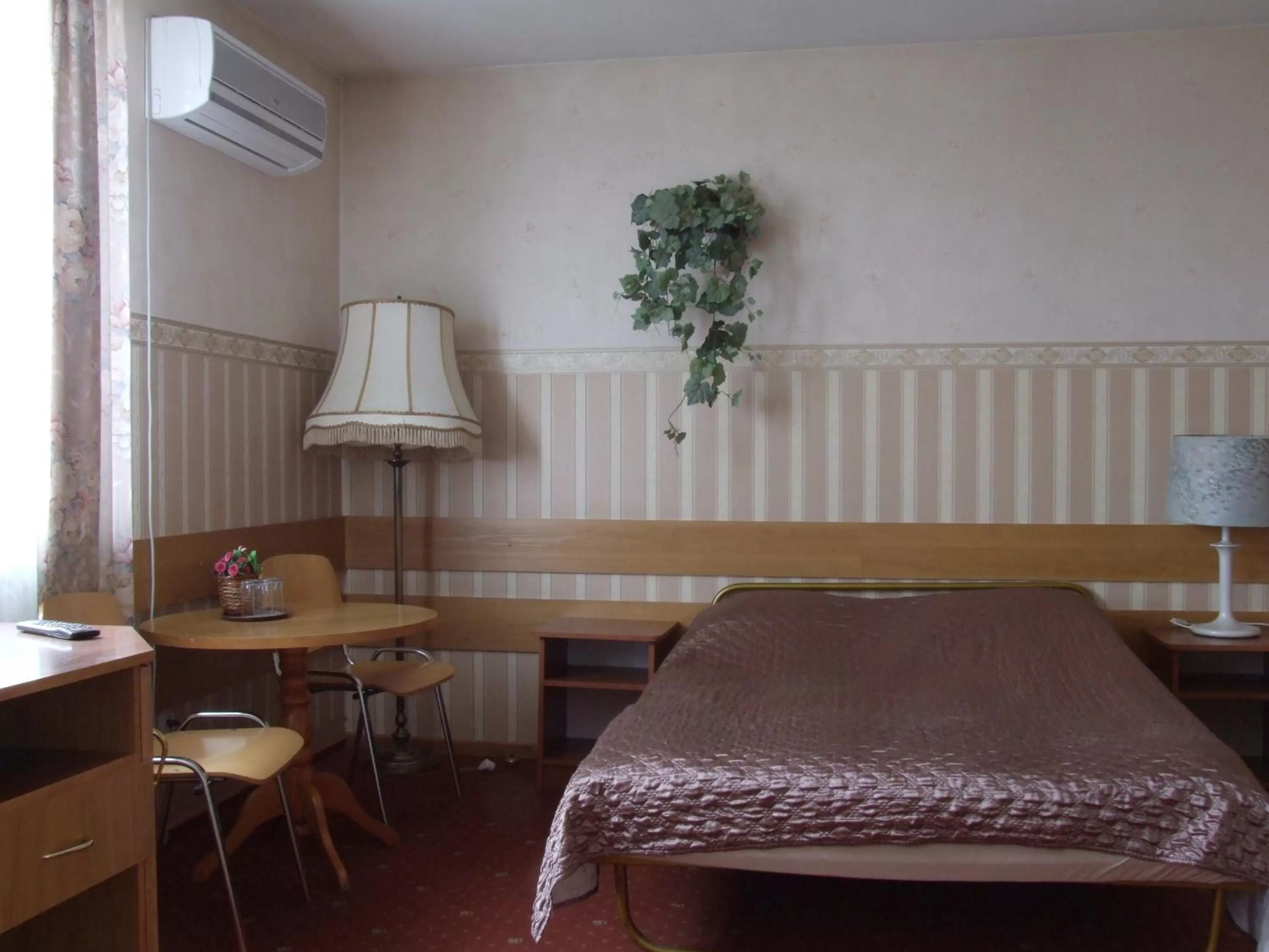 Bed in Motel Zacisze