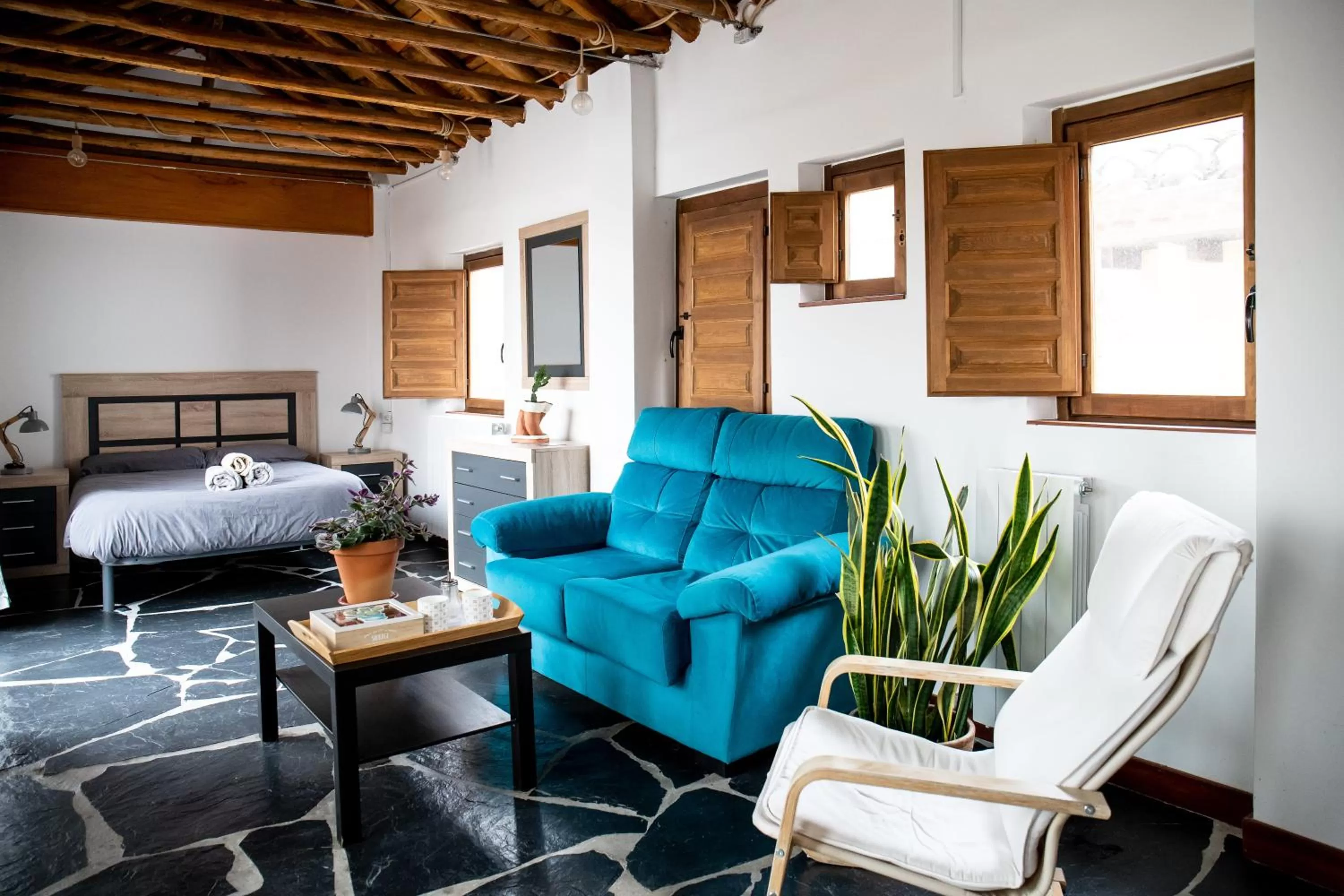 Double or Twin Room with Terrace in Casa Po